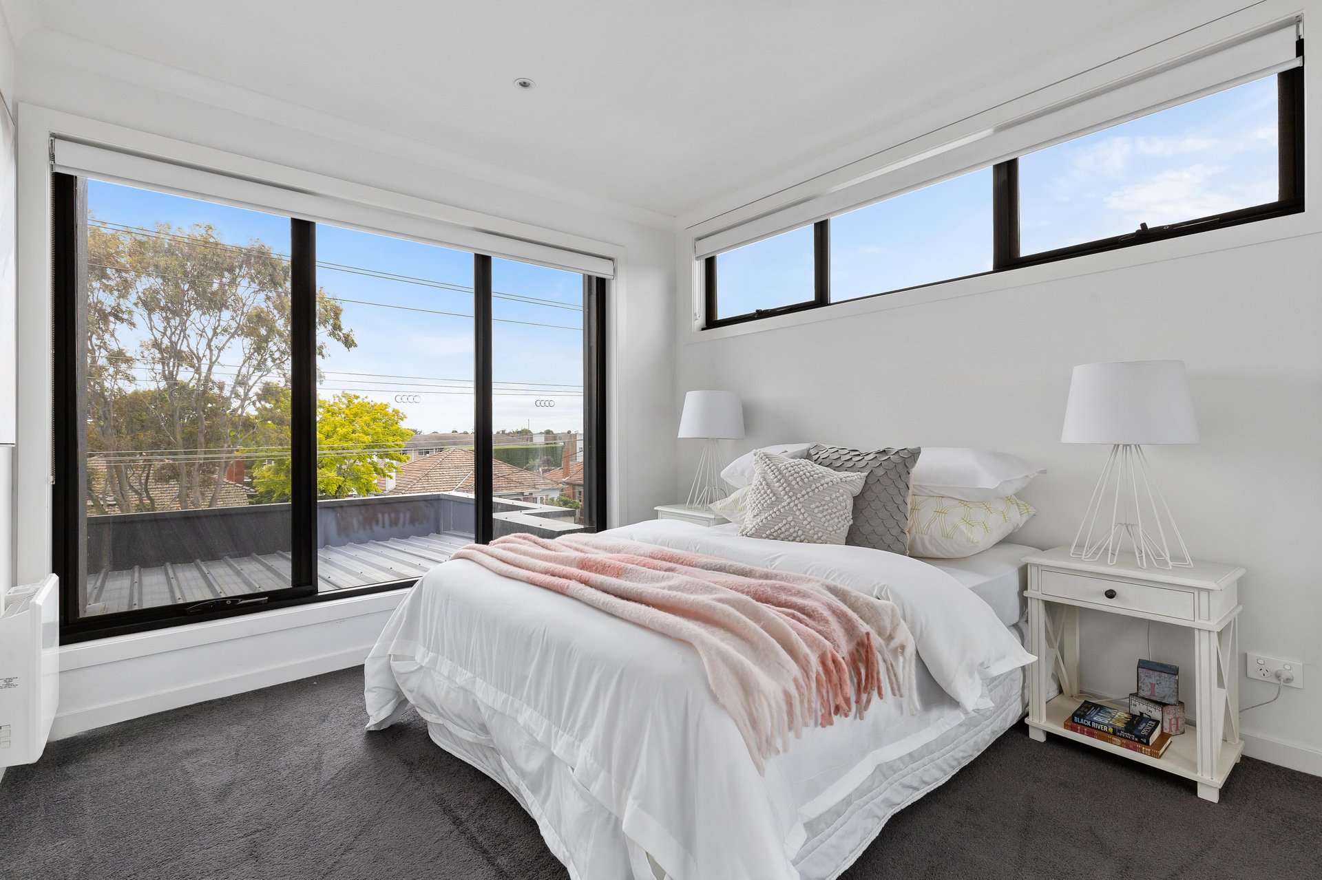1/76 Collins Street, Mentone image 8