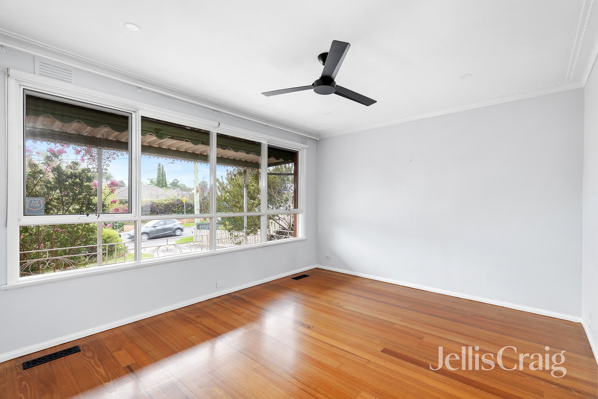 176 Henry Street, Greensborough image 7