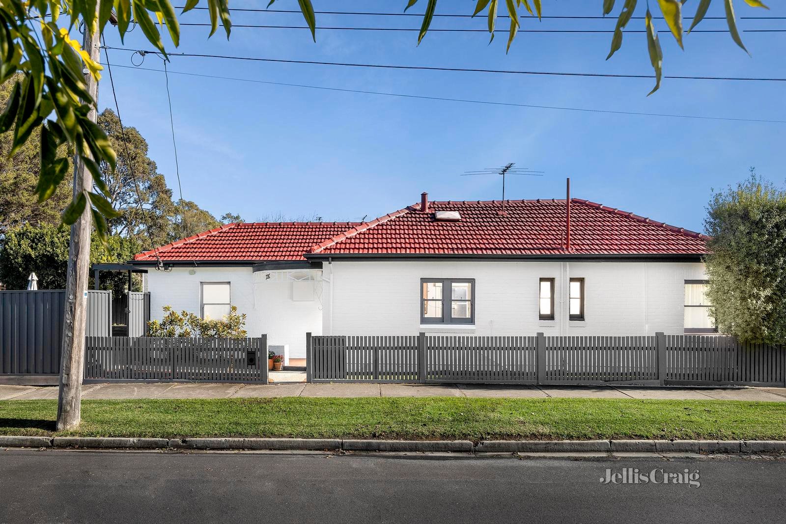 176 Mason Street, Newport image 1