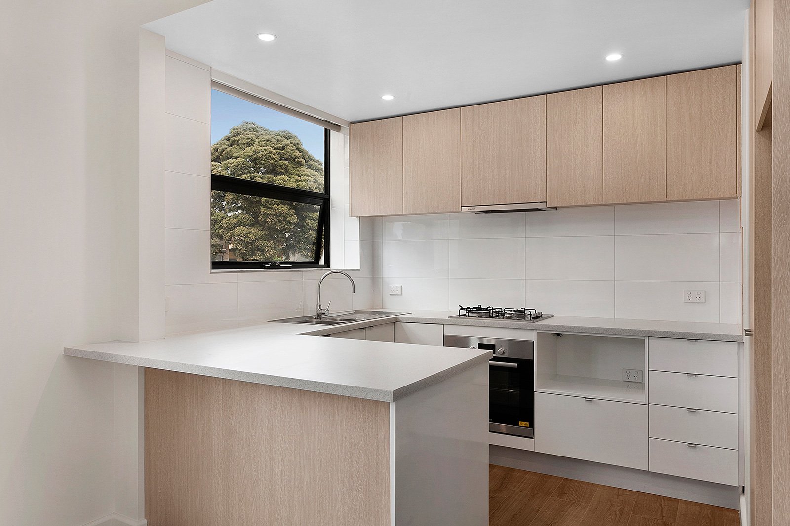 Property Gallery Thumbnail 2