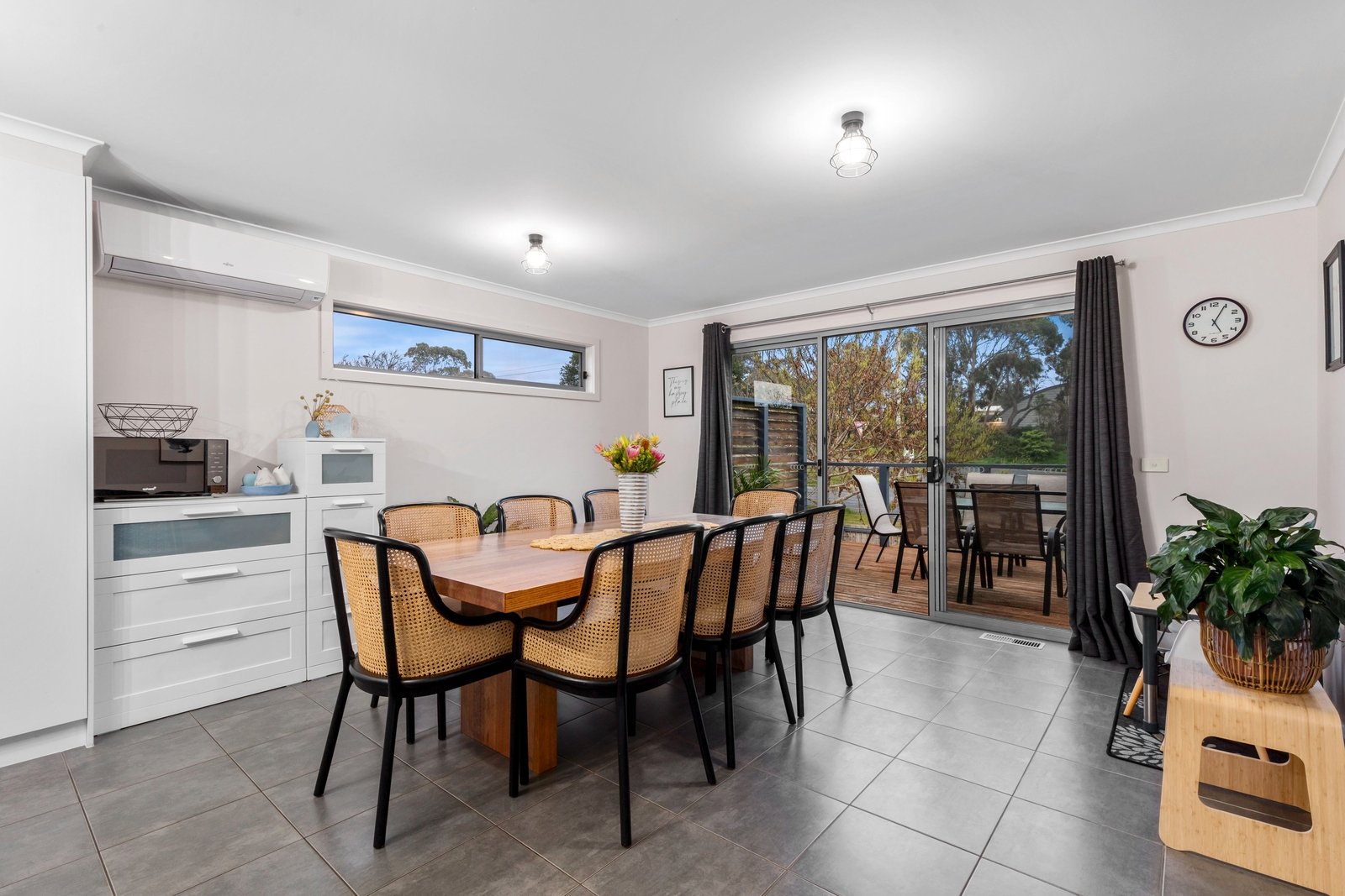 Property Gallery Thumbnail 6