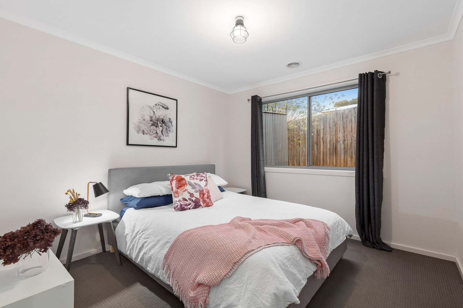 Property Gallery Thumbnail 11