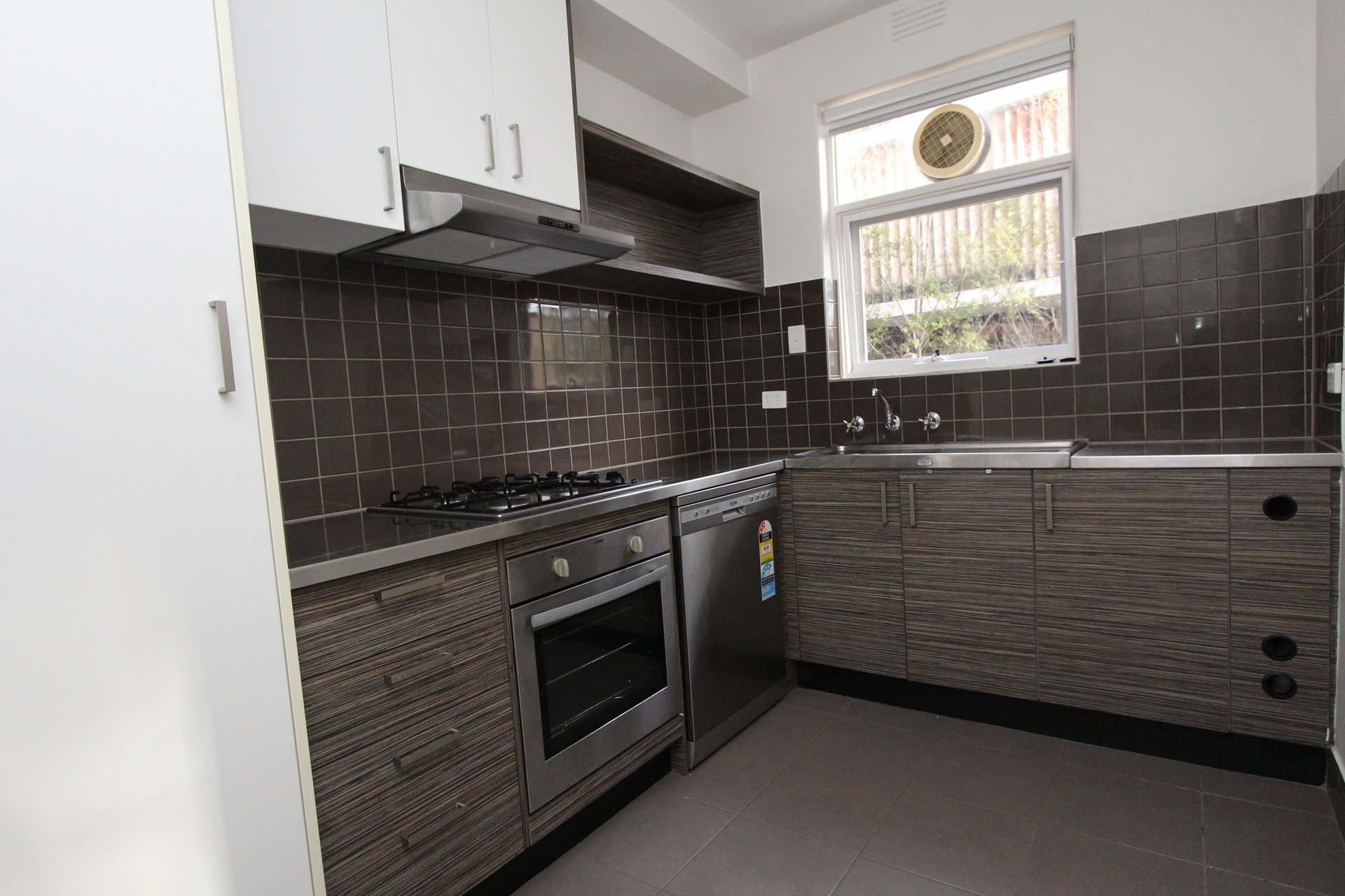 Property Gallery Thumbnail 2