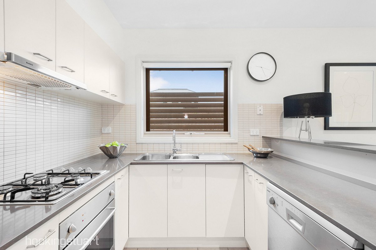 17/60 Harp Road, Kew image 5