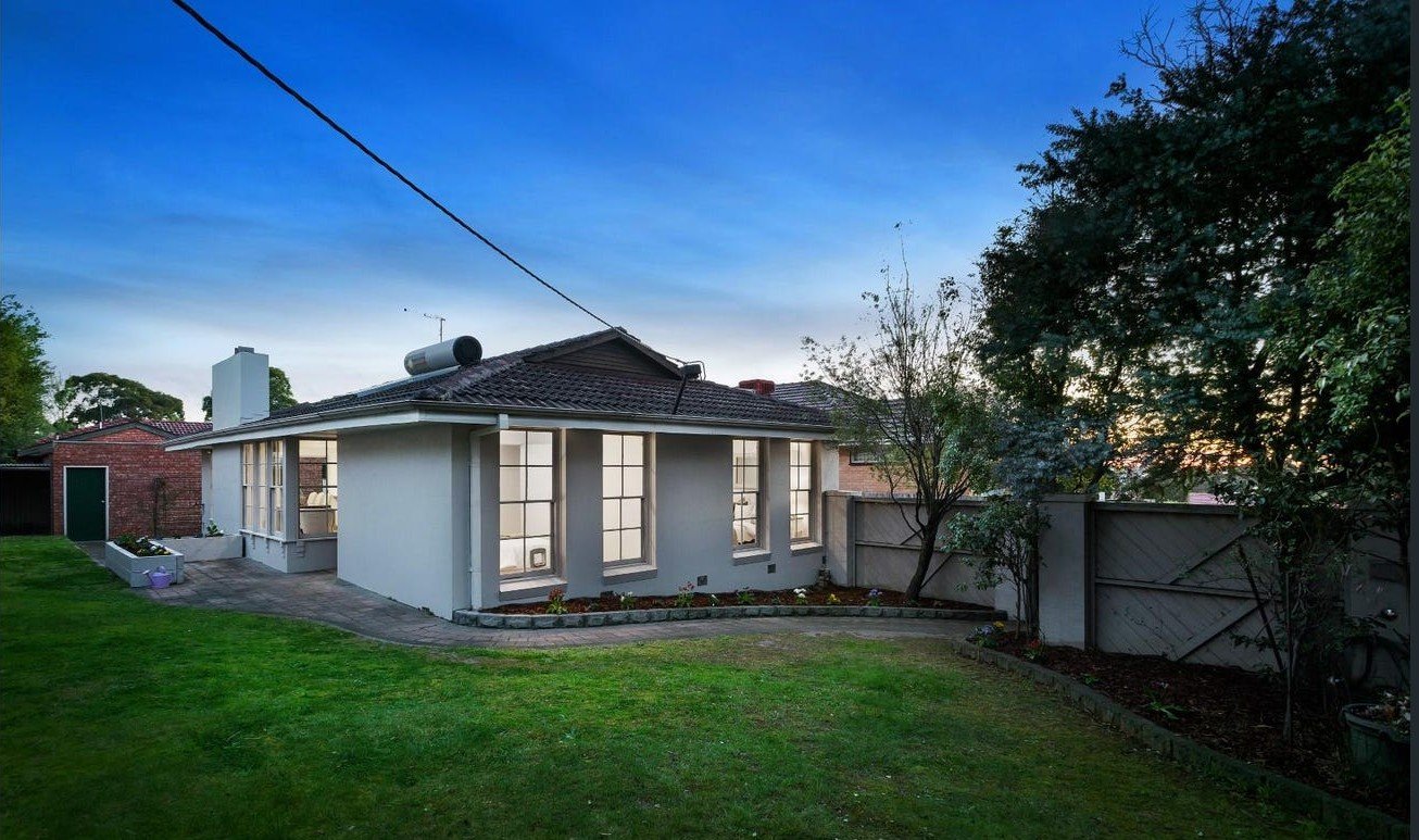 1/762 Waverley Road, Glen&nbsp;Waverley image 1