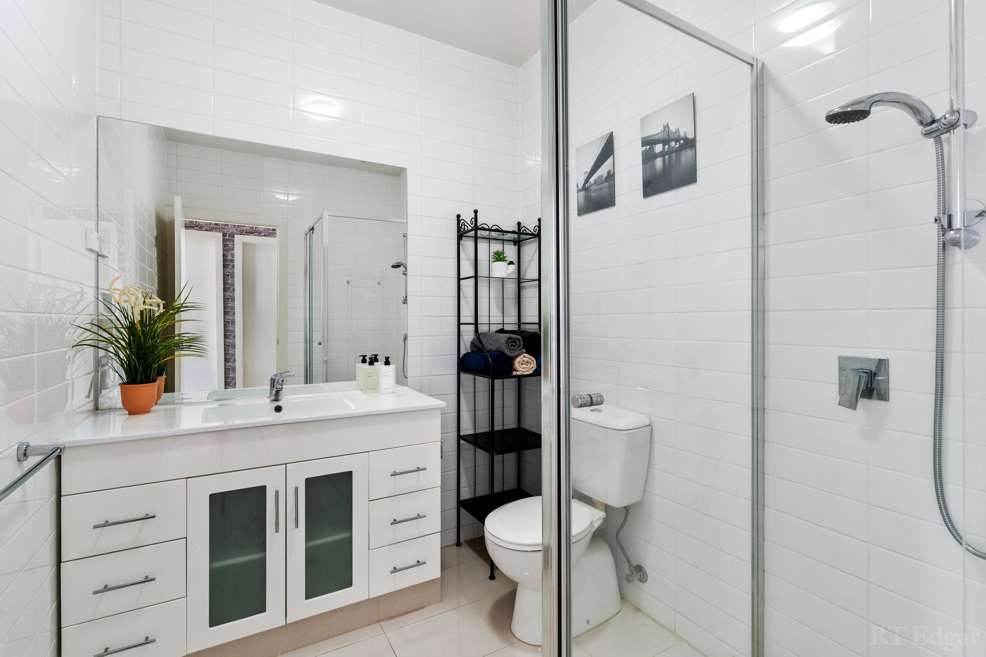 Property Gallery Thumbnail 10