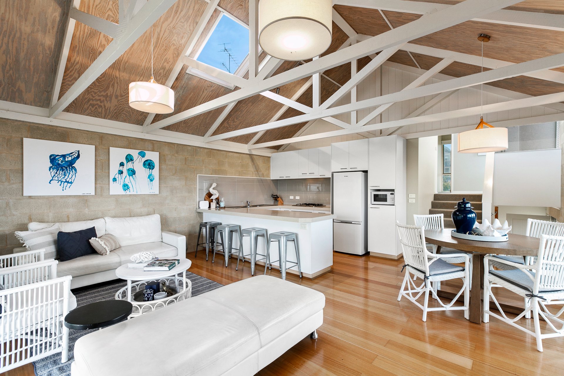 Property Gallery Thumbnail 3