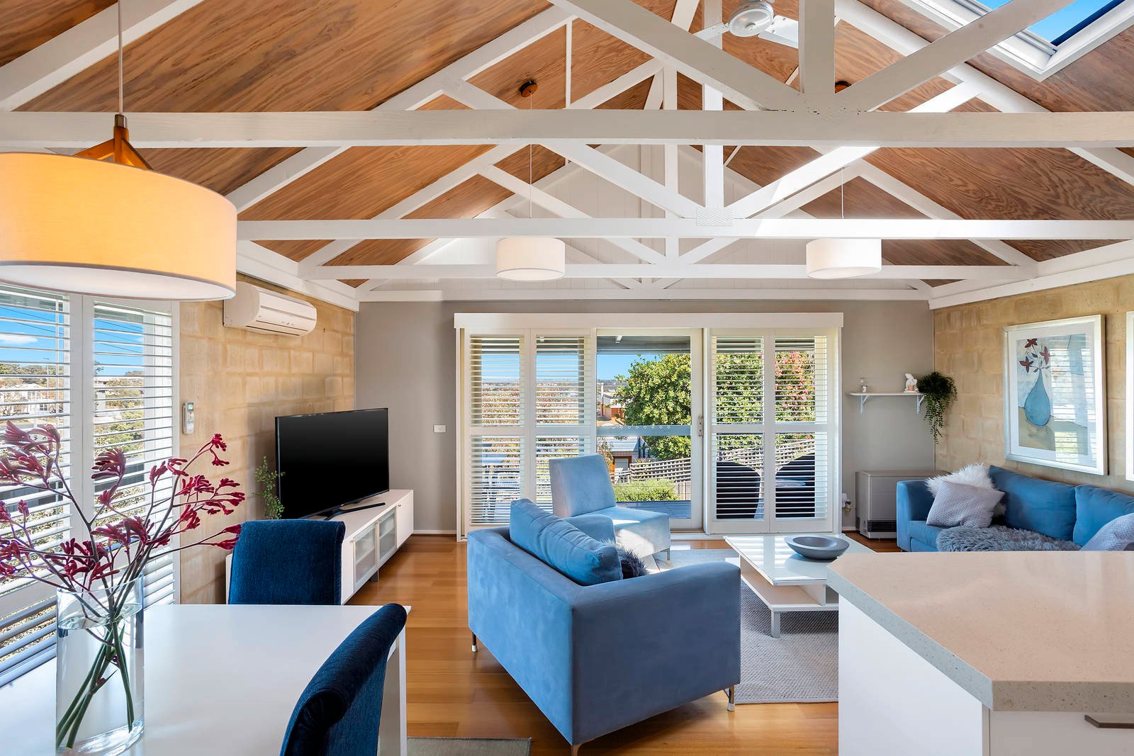 Property Gallery Thumbnail 3