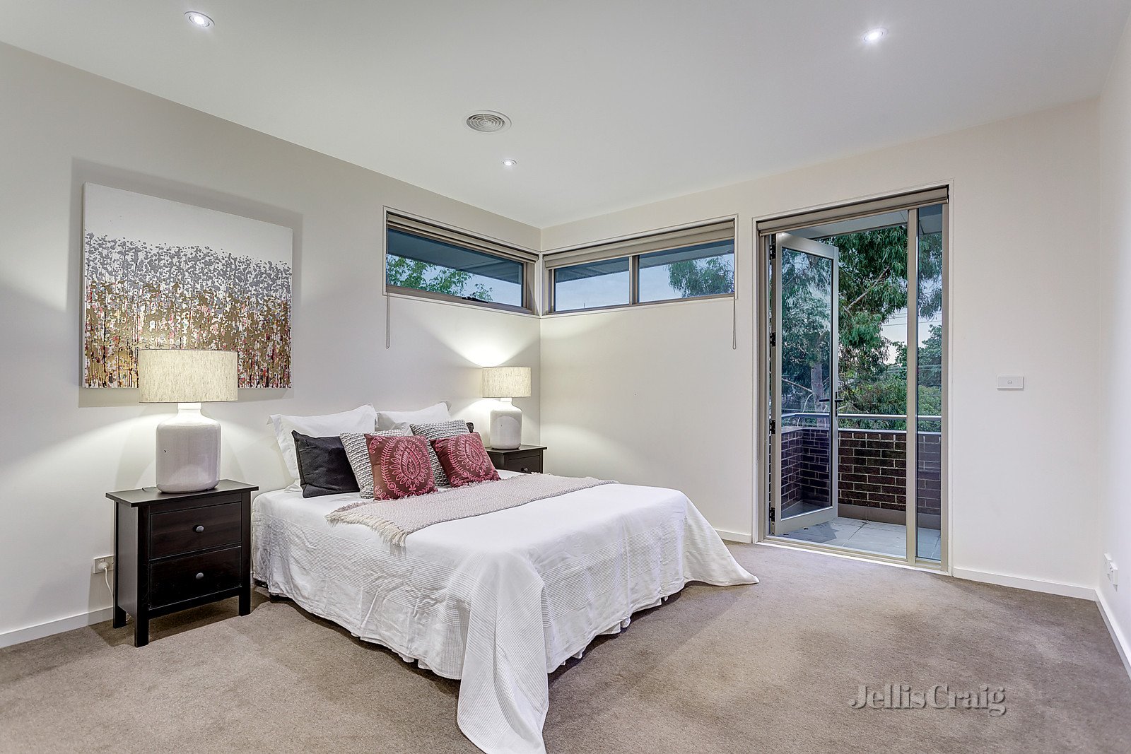 1/77 Larch Crescent, Mount Waverley image 8