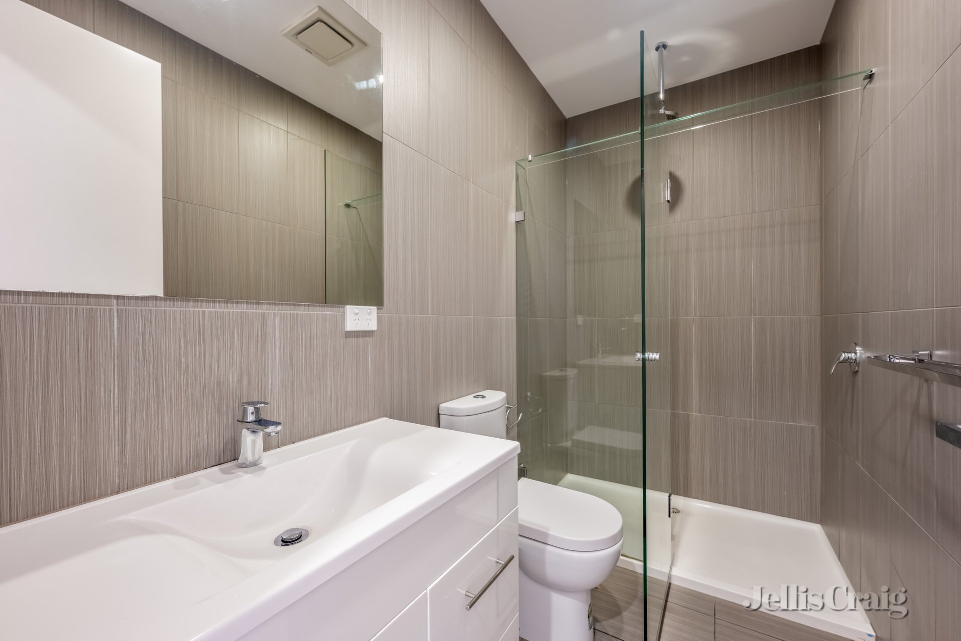 1/77 Little Oxford Street, Collingwood image 4