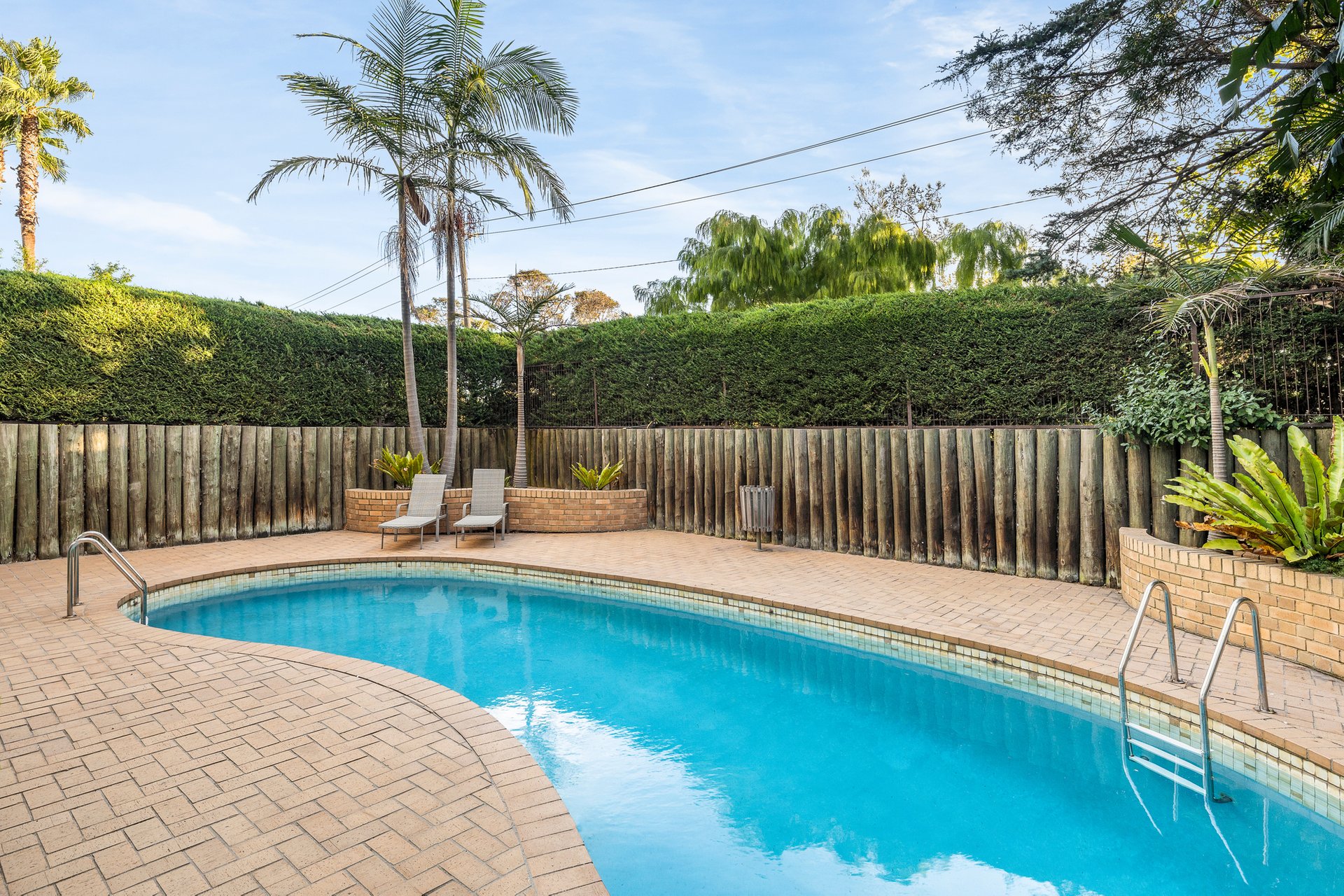 Property Gallery Thumbnail 12