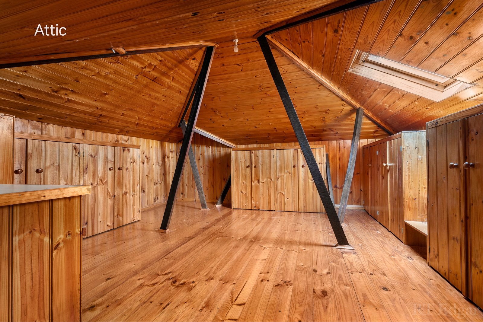 Property Gallery Thumbnail 15