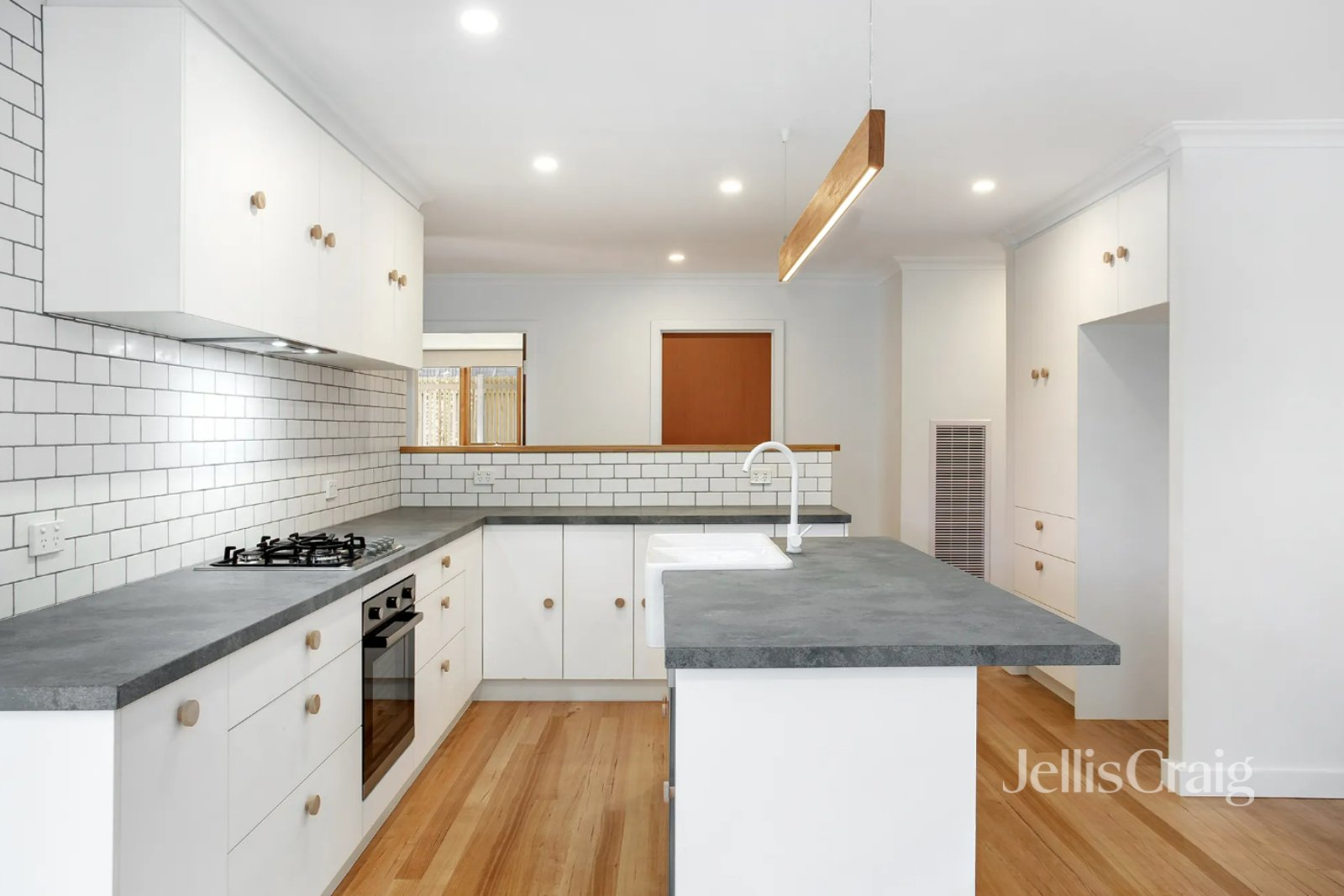 1/778 Heidelberg-Kinglake Rd, Hurstbridge image 3