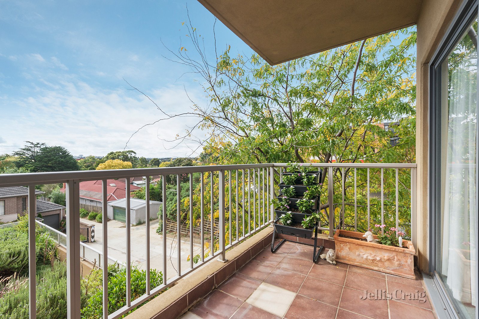 17/781 Whitehorse Road, Mont Albert image 5