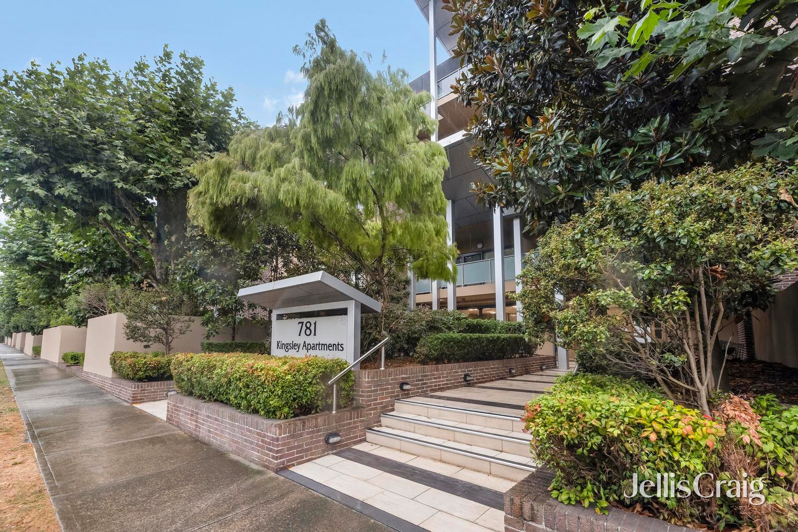 17/781 Whitehorse Road, Mont&nbsp;Albert image 1