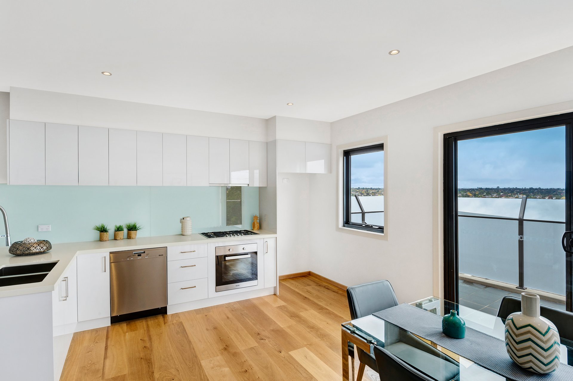 Property Gallery Thumbnail 2