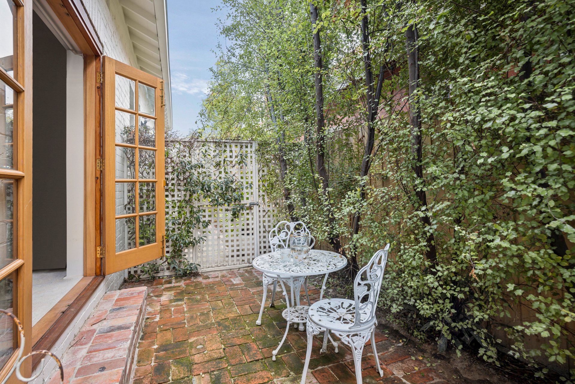 Property Gallery Thumbnail 9