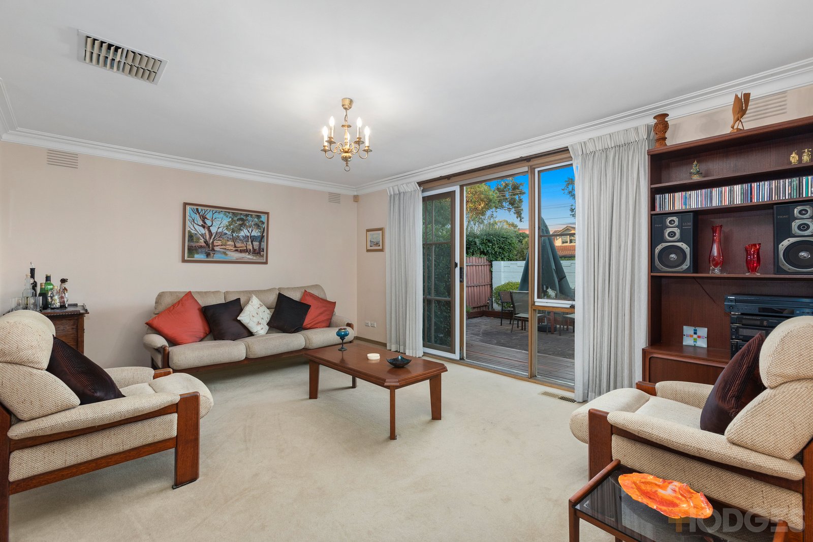 1 / 78 Crisp Street Hampton