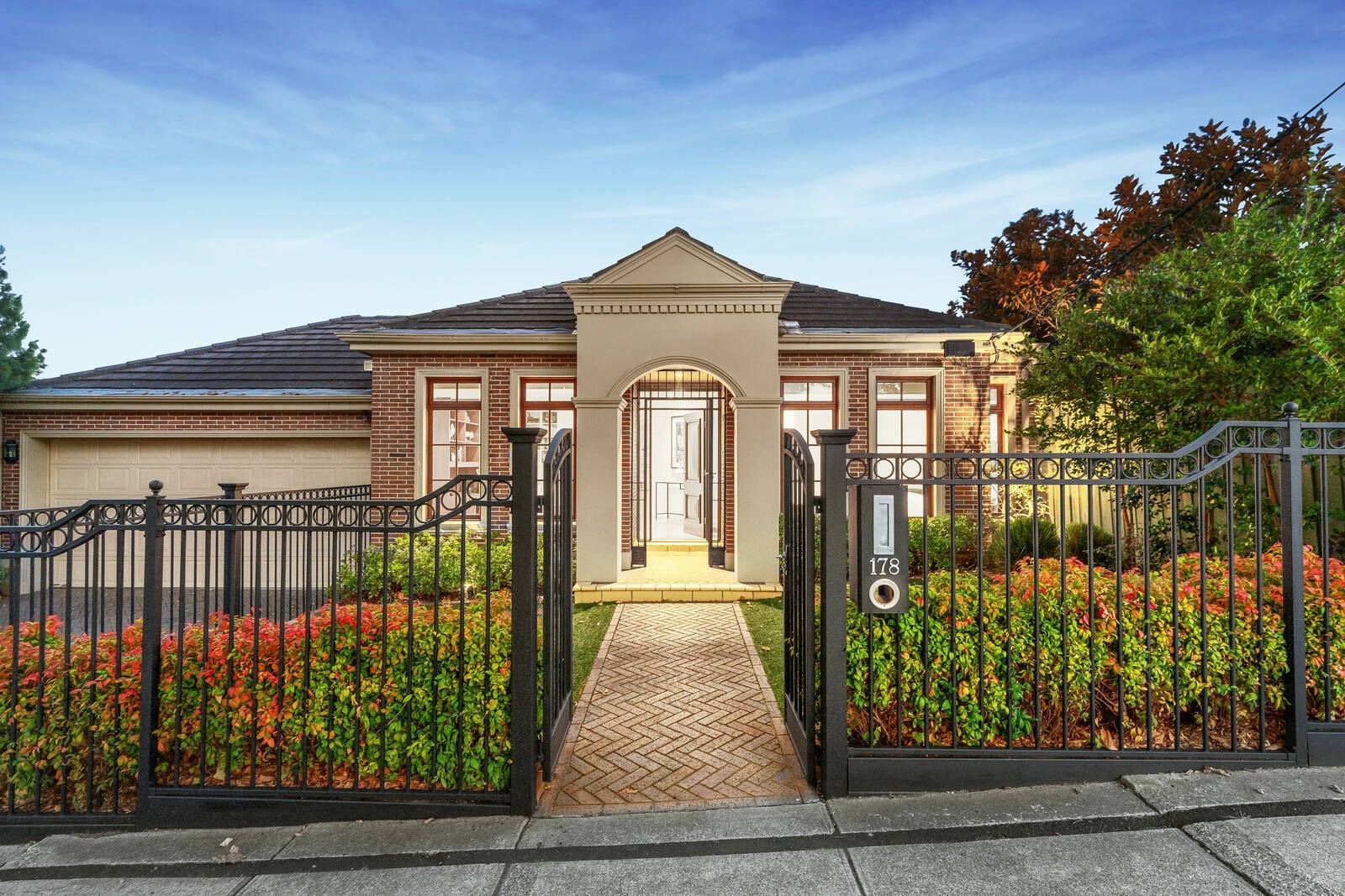 Property Gallery - Main Image
