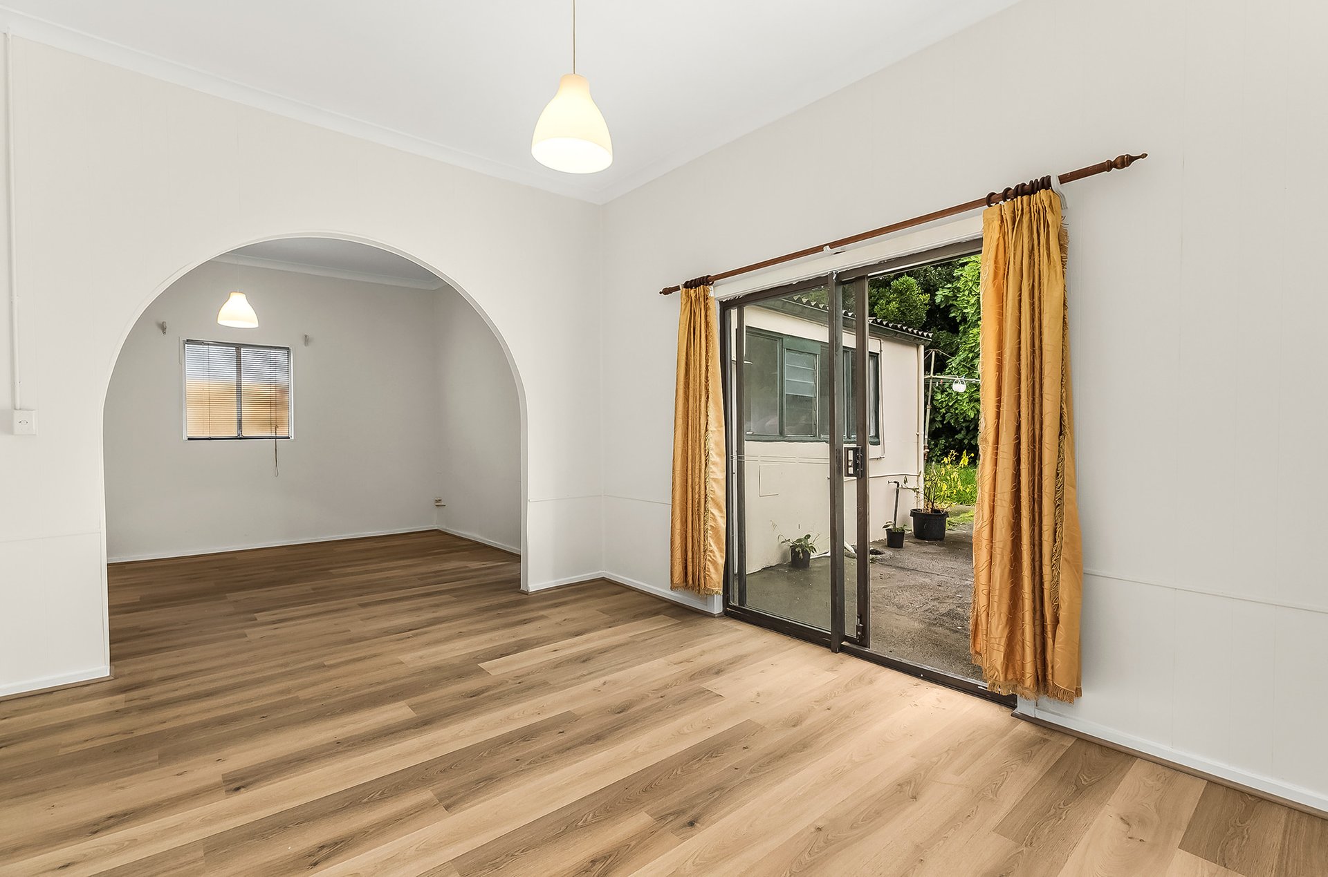 Property Gallery Thumbnail 2