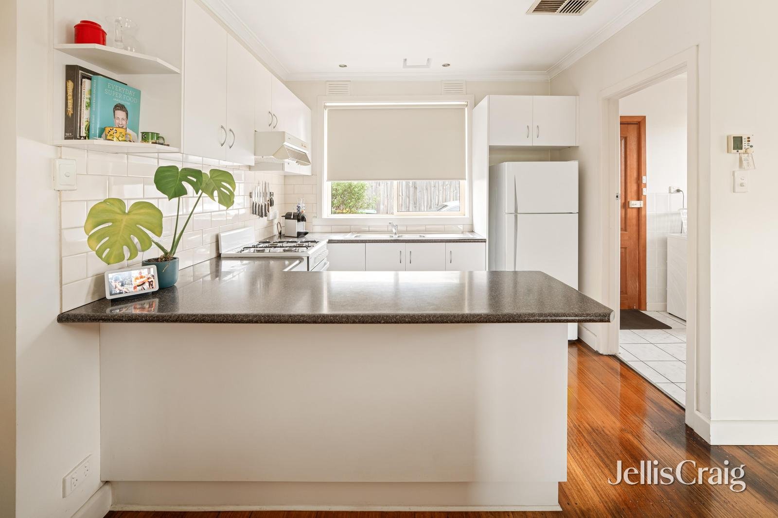 178 Lower Dandenong Road, Parkdale image 3