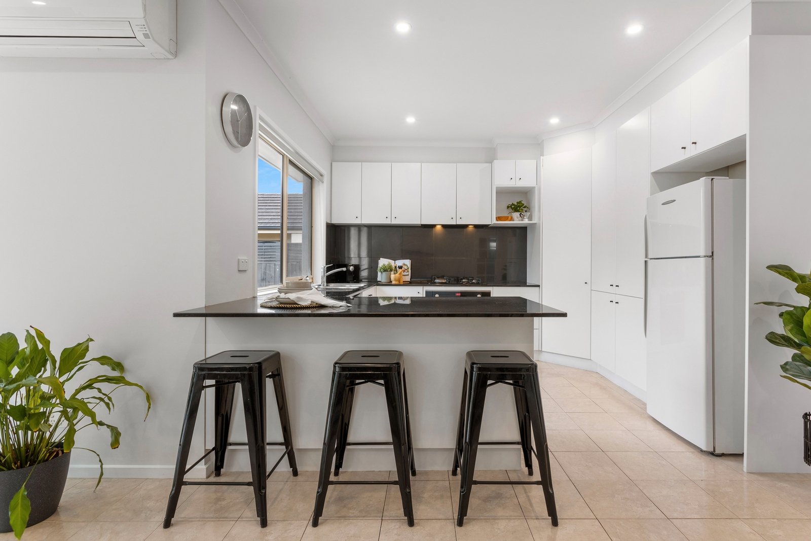 Property Gallery Thumbnail 4