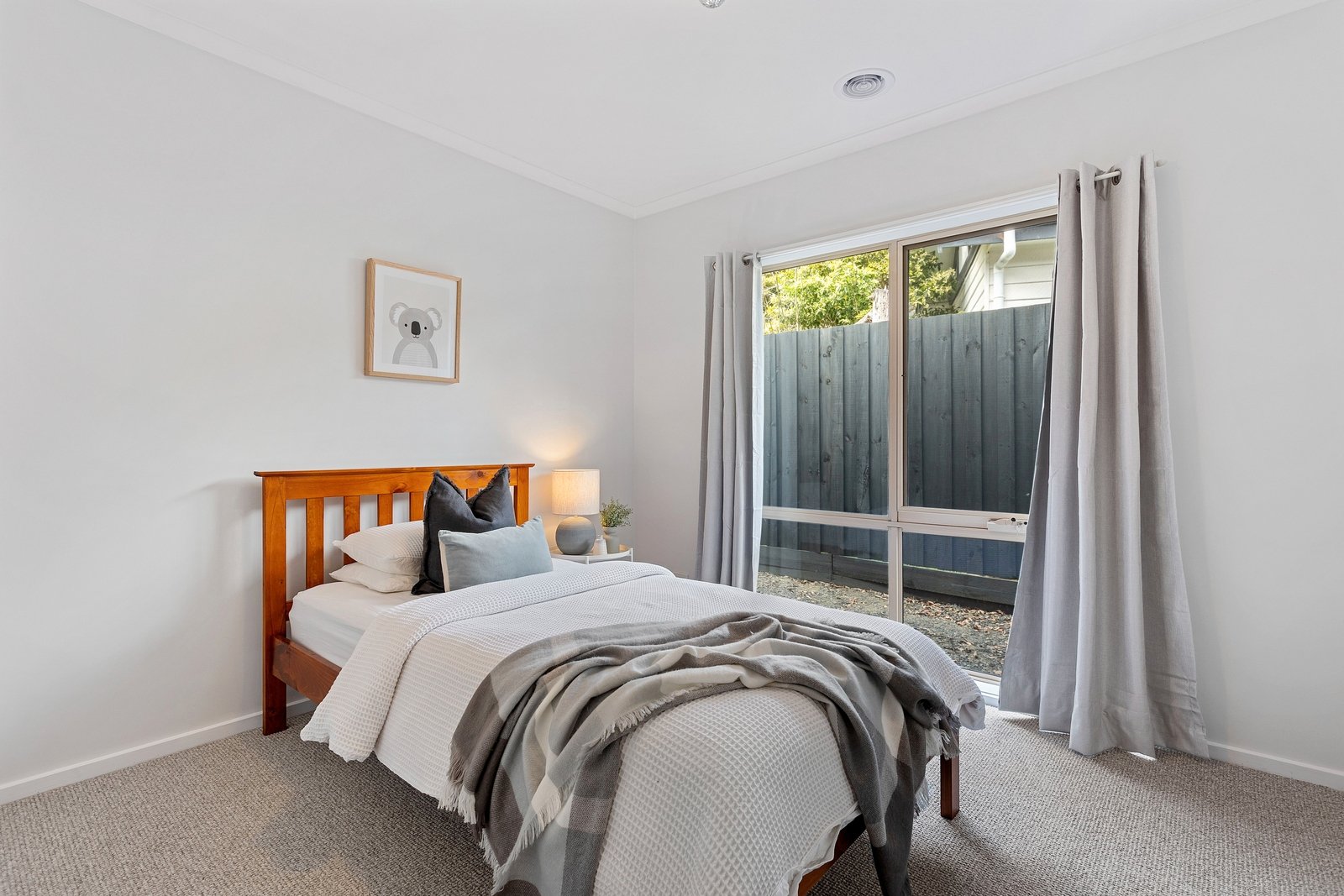 Property Gallery Thumbnail 9