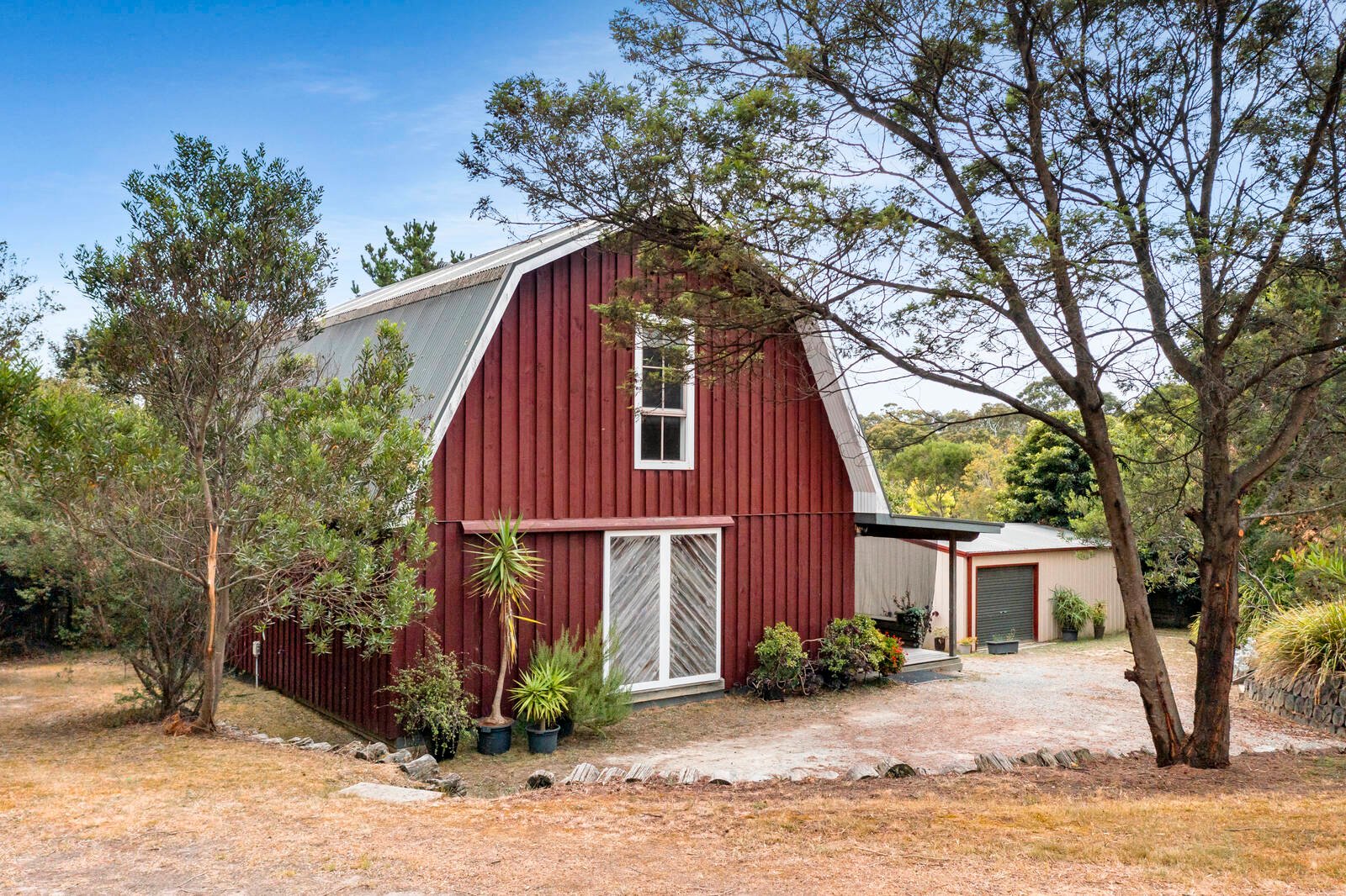 Property Gallery Thumbnail 3