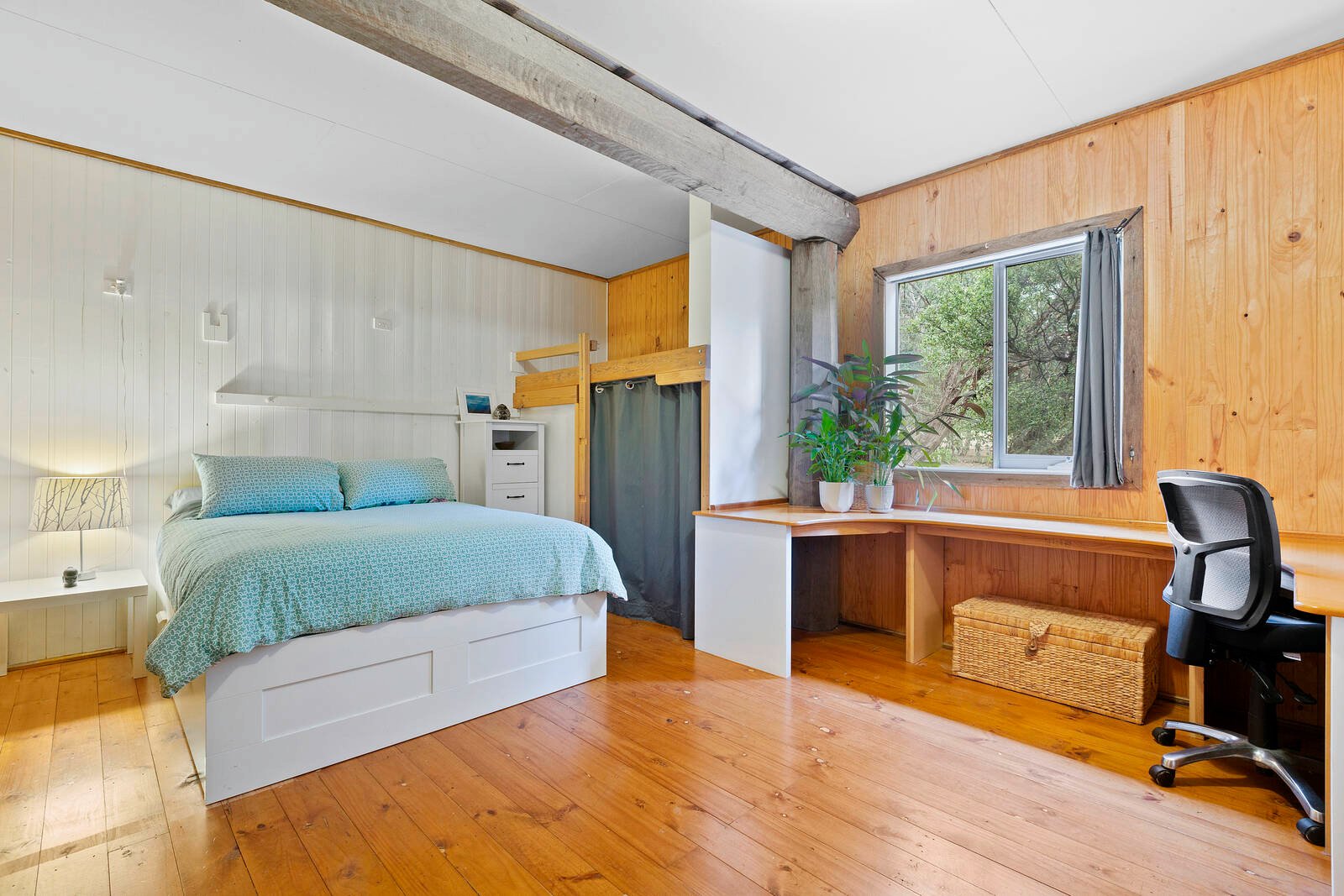 Property Gallery Thumbnail 7