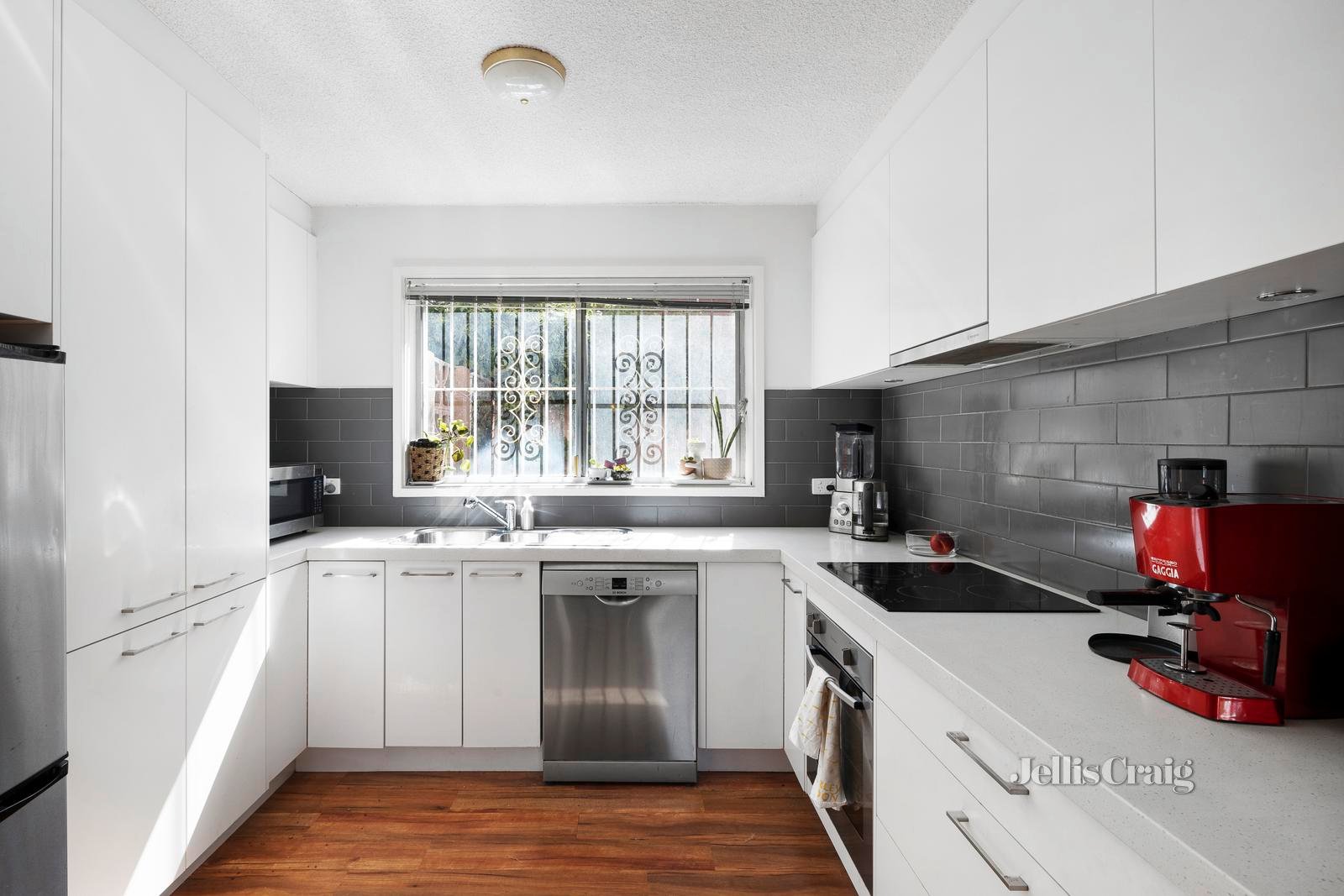 1/79 Heidelberg Road, Clifton Hill image 3