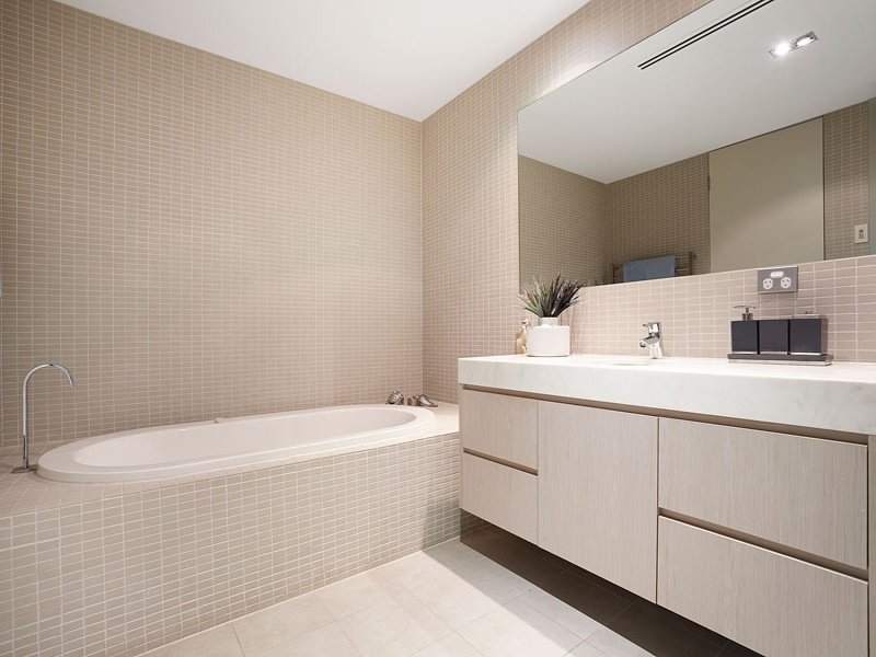 1/79 Marine Parade, Elwood image 6