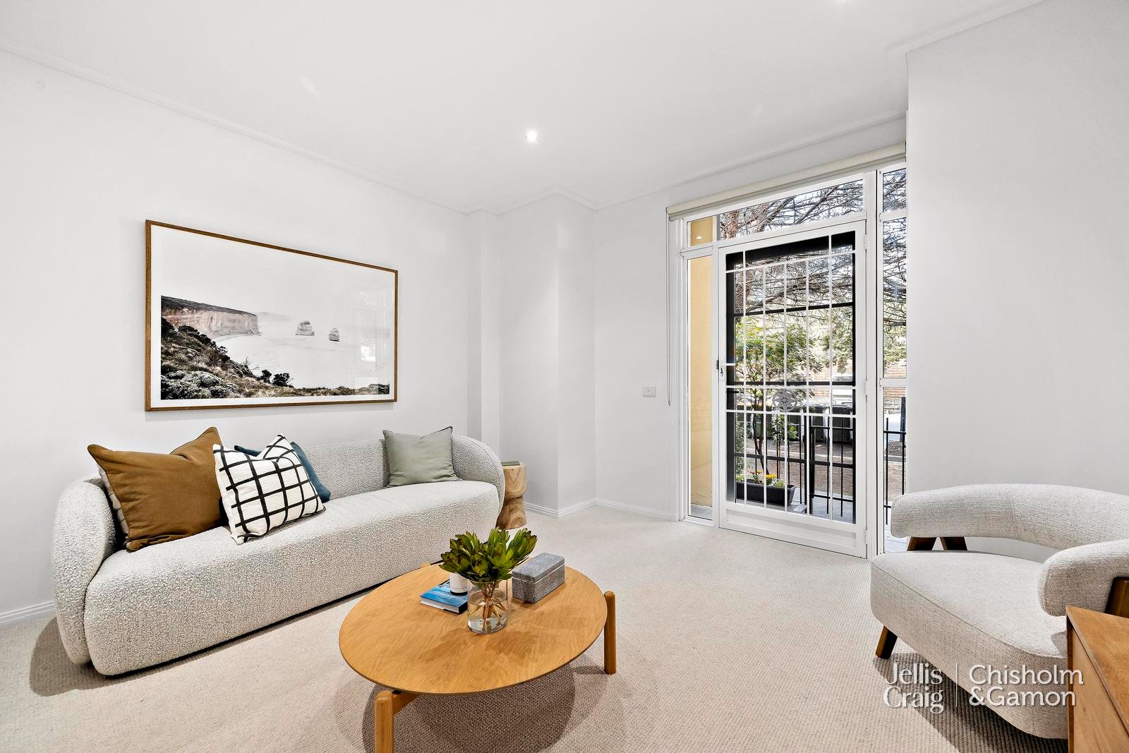 1/79 Pickles Street, Port Melbourne image 2