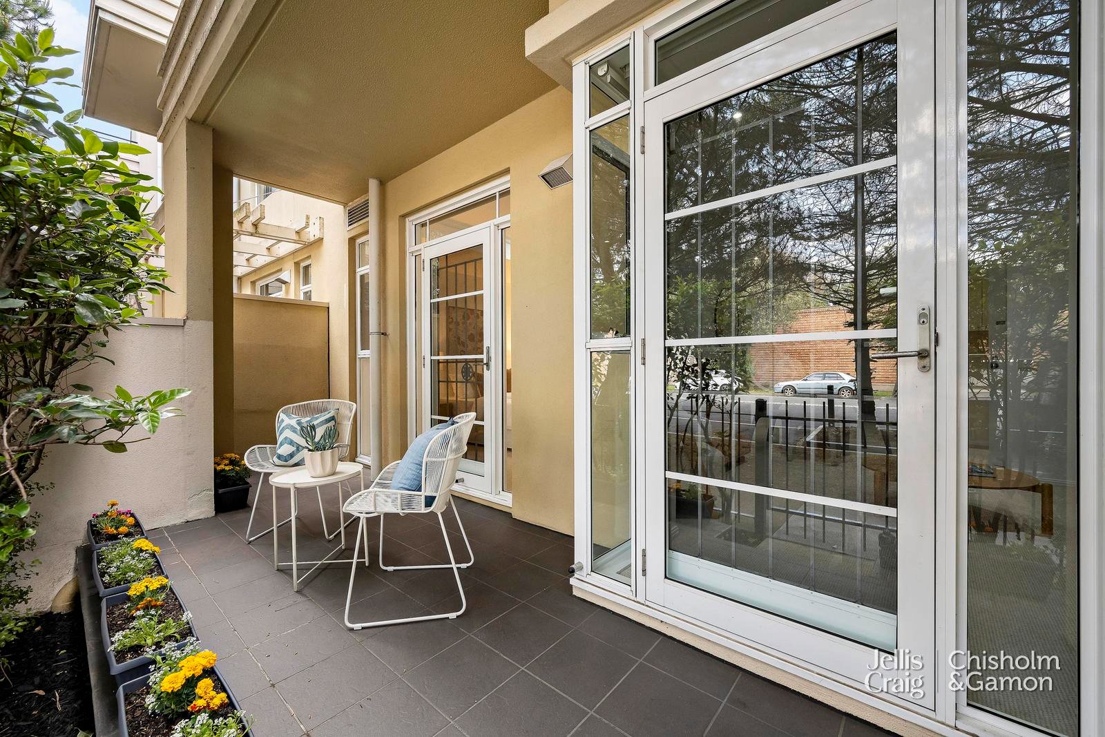 1/79 Pickles Street, Port Melbourne image 3