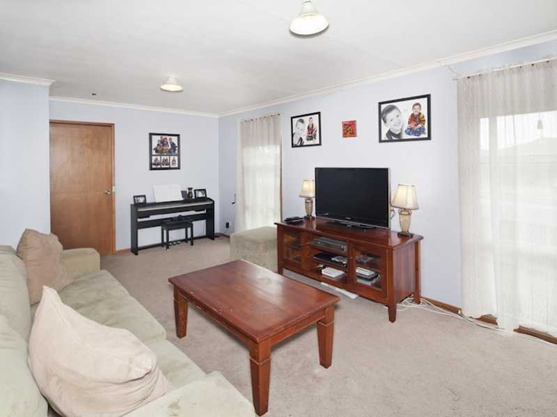 179 Wilsons Road, Whittington image 6