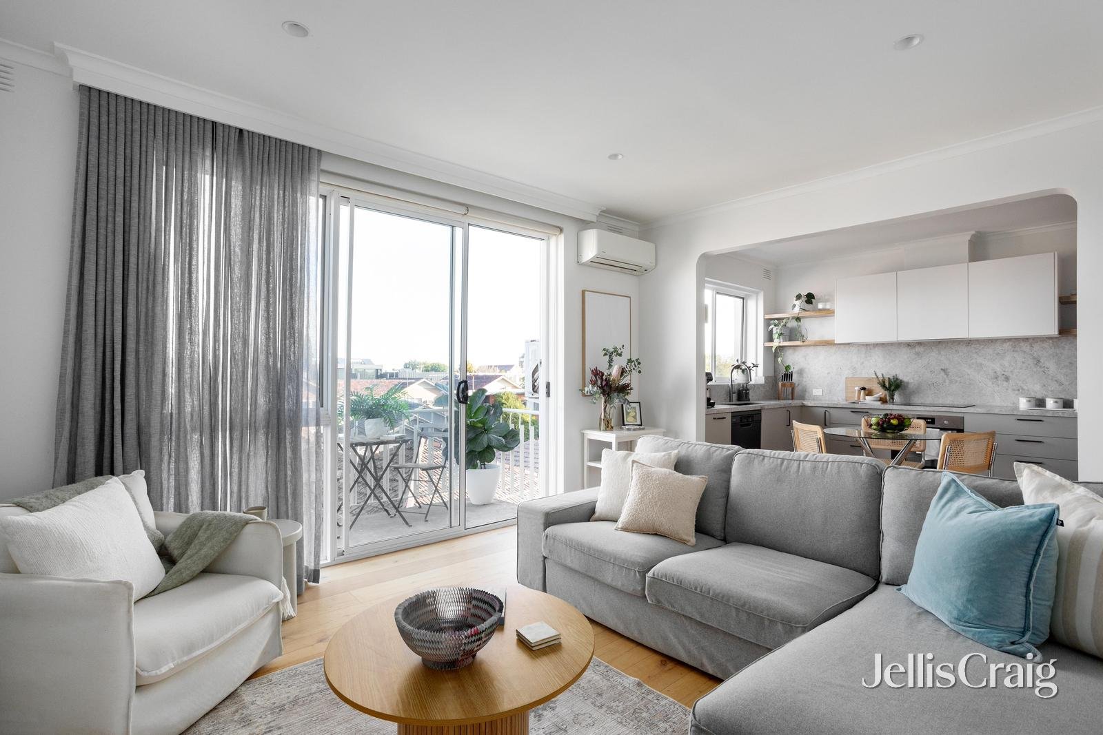 17/91 Hotham Street, Balaclava image 2