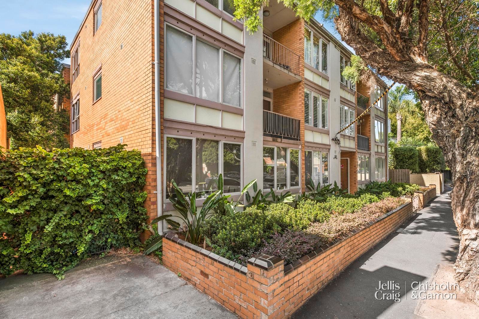 17/93 Glen Huntly Road, Elwood image 1