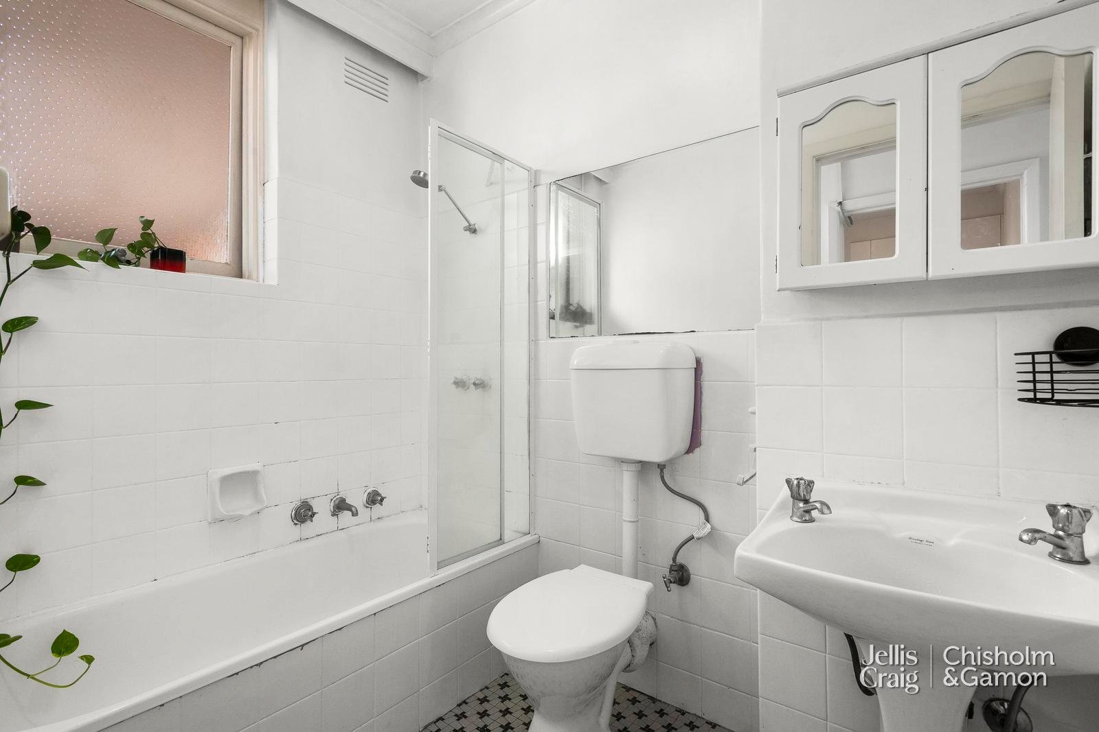 17/93 Glen Huntly Road, Elwood image 6
