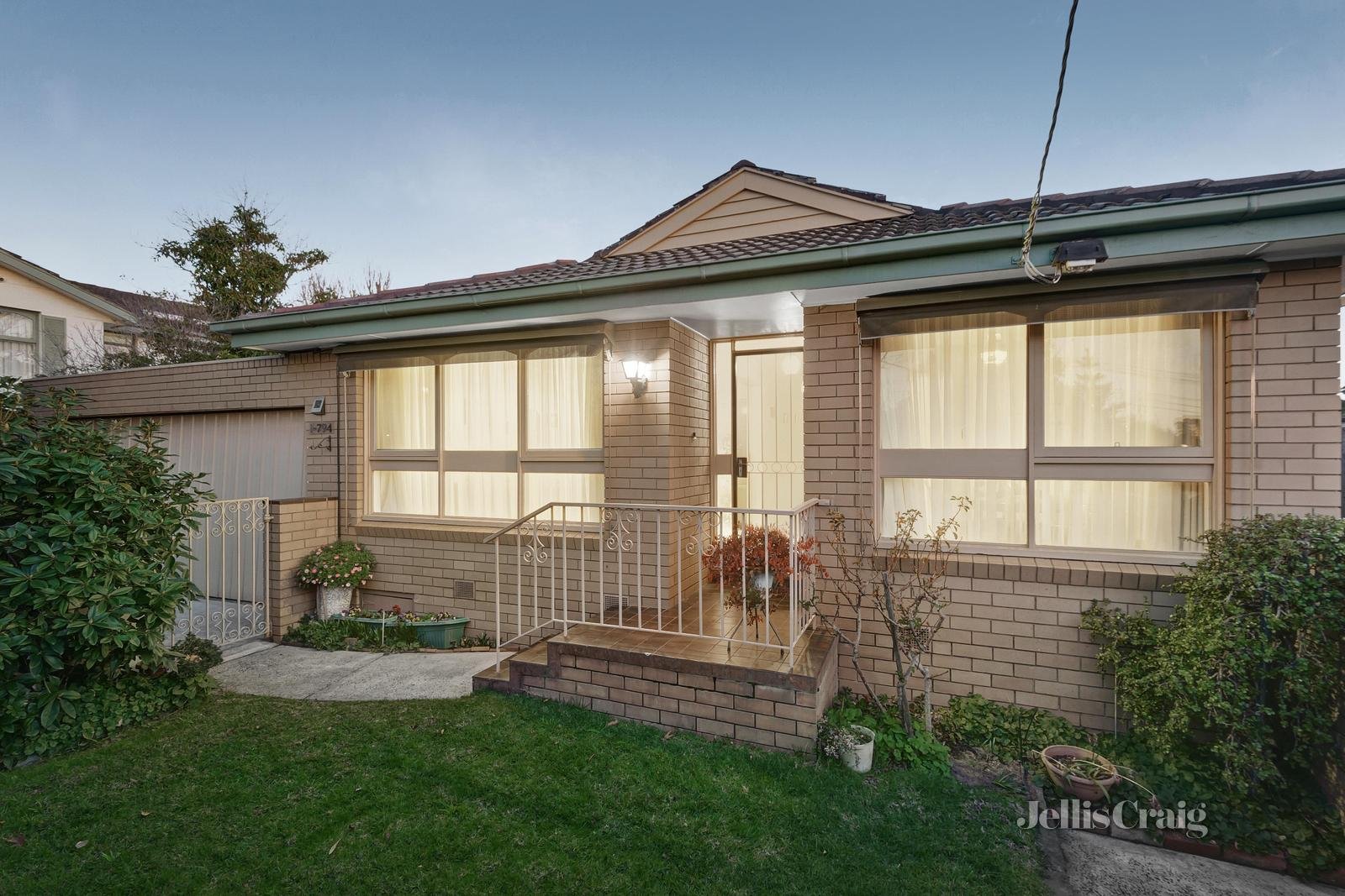 1/794 Riversdale Road, Camberwell image 1