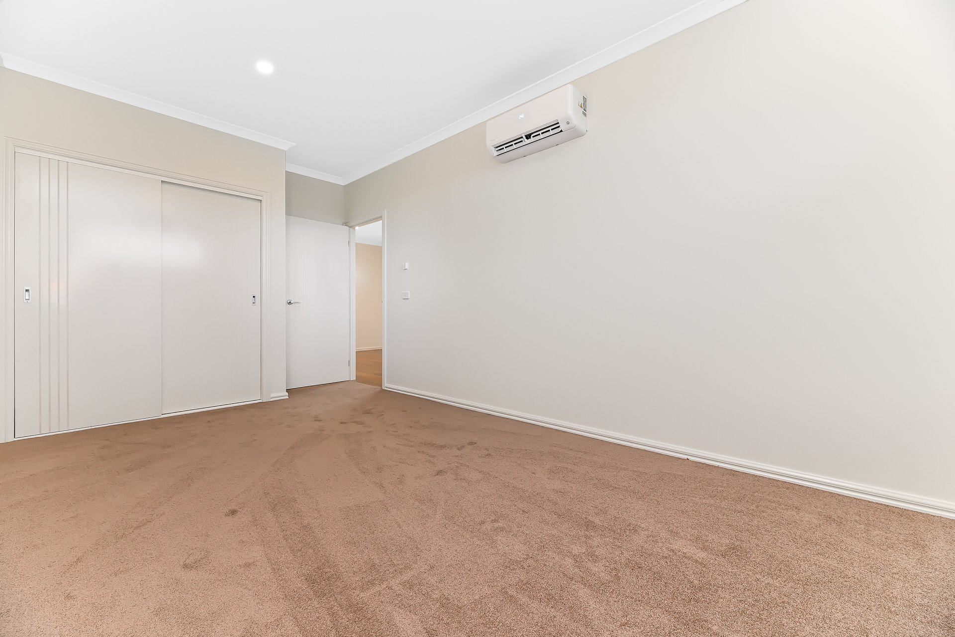 17A Gateshead Drive, Wantirna South image 3
