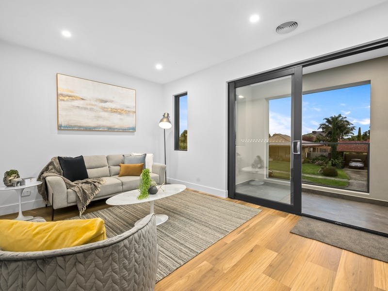 Property Gallery Thumbnail 4