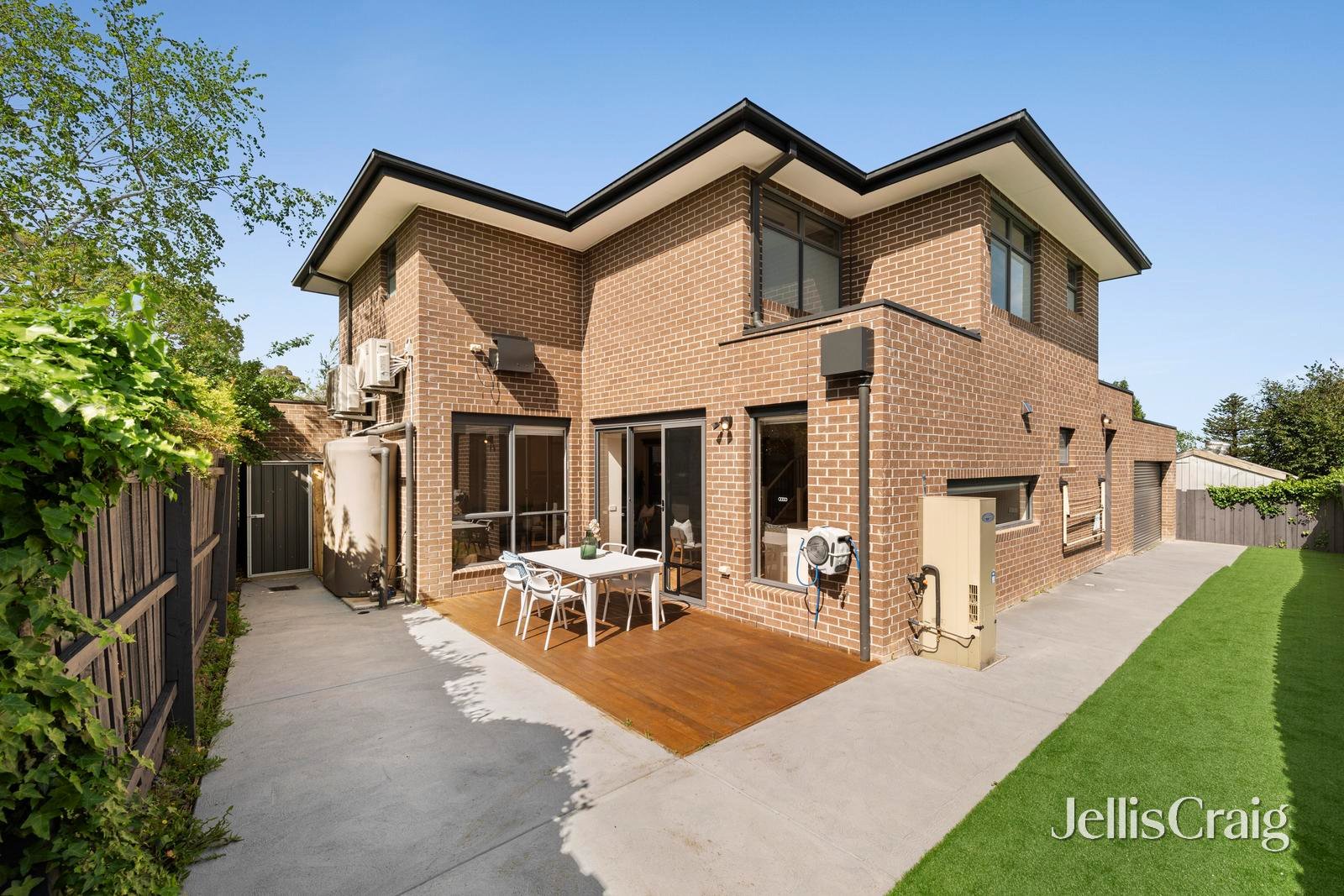17a Lockhart Court, Kilsyth image 14