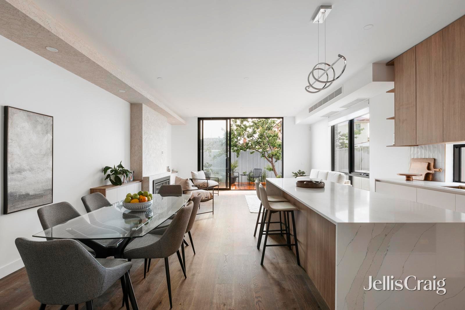 17B Emerald Street, Preston image 2