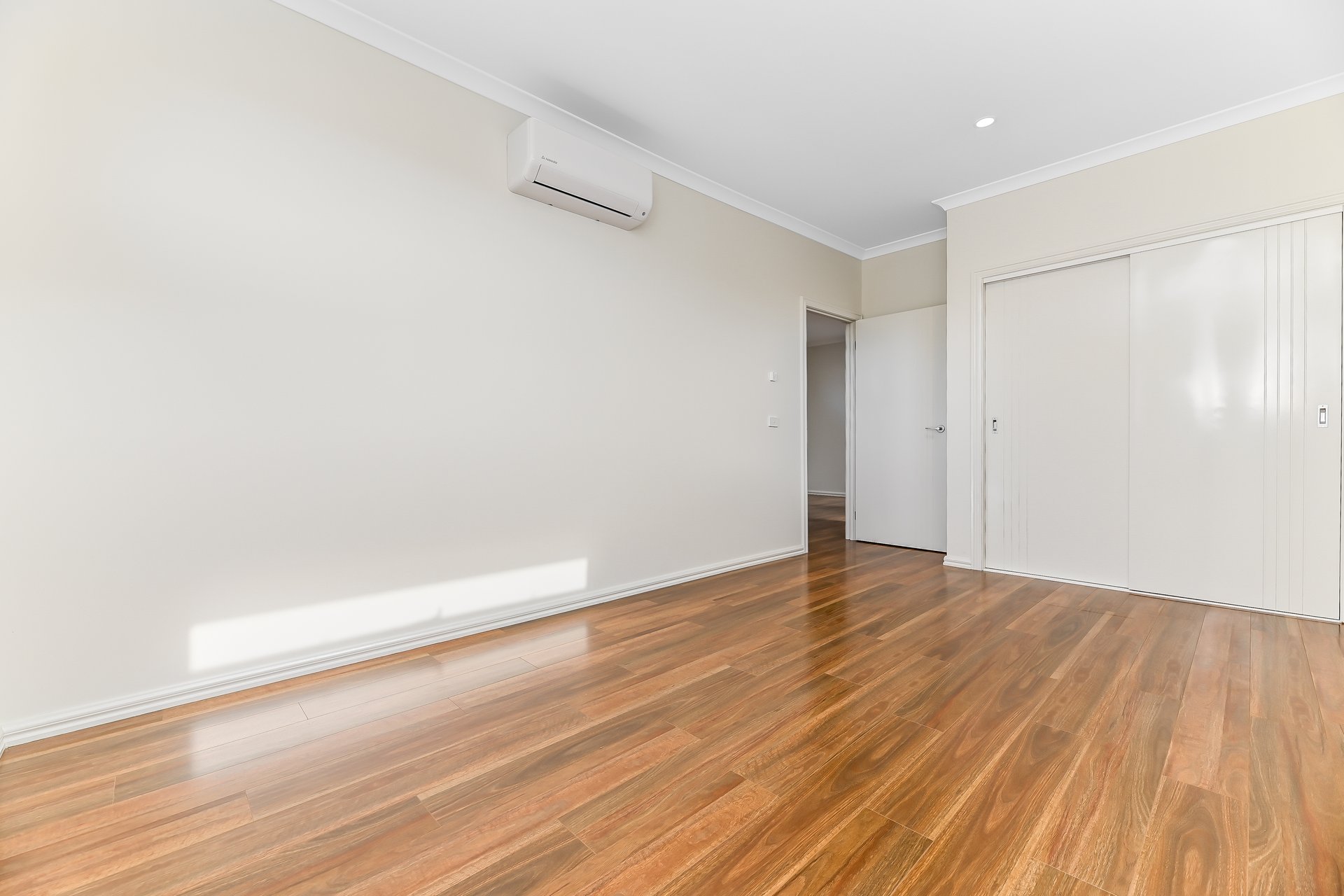 17B Gateshead Drive, Wantirna South image 3