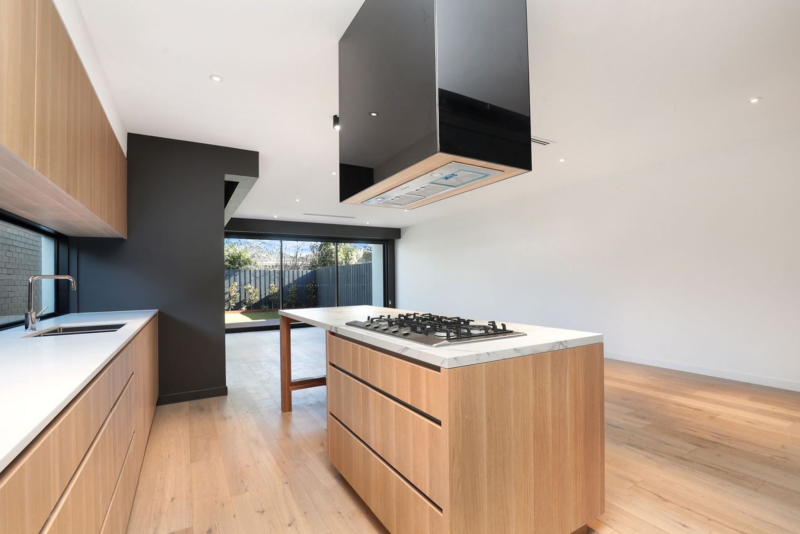 Property Gallery Thumbnail 4