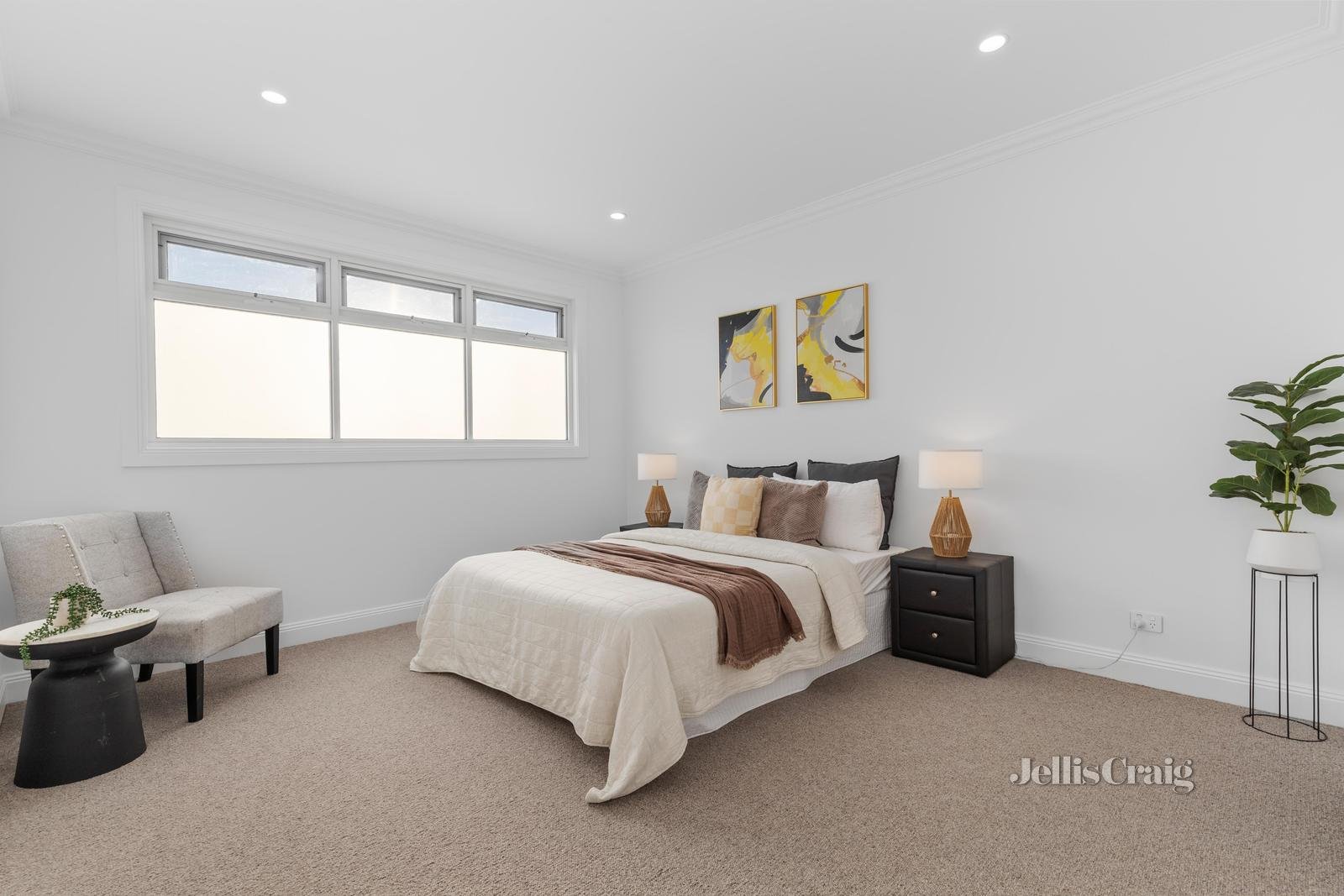 17B St Clair Crescent, Mount Waverley image 11