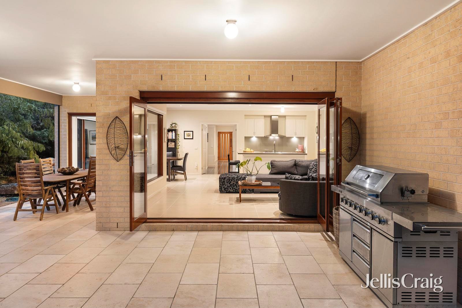 18-20 Feversham Avenue, Park&nbsp;Orchards image 14