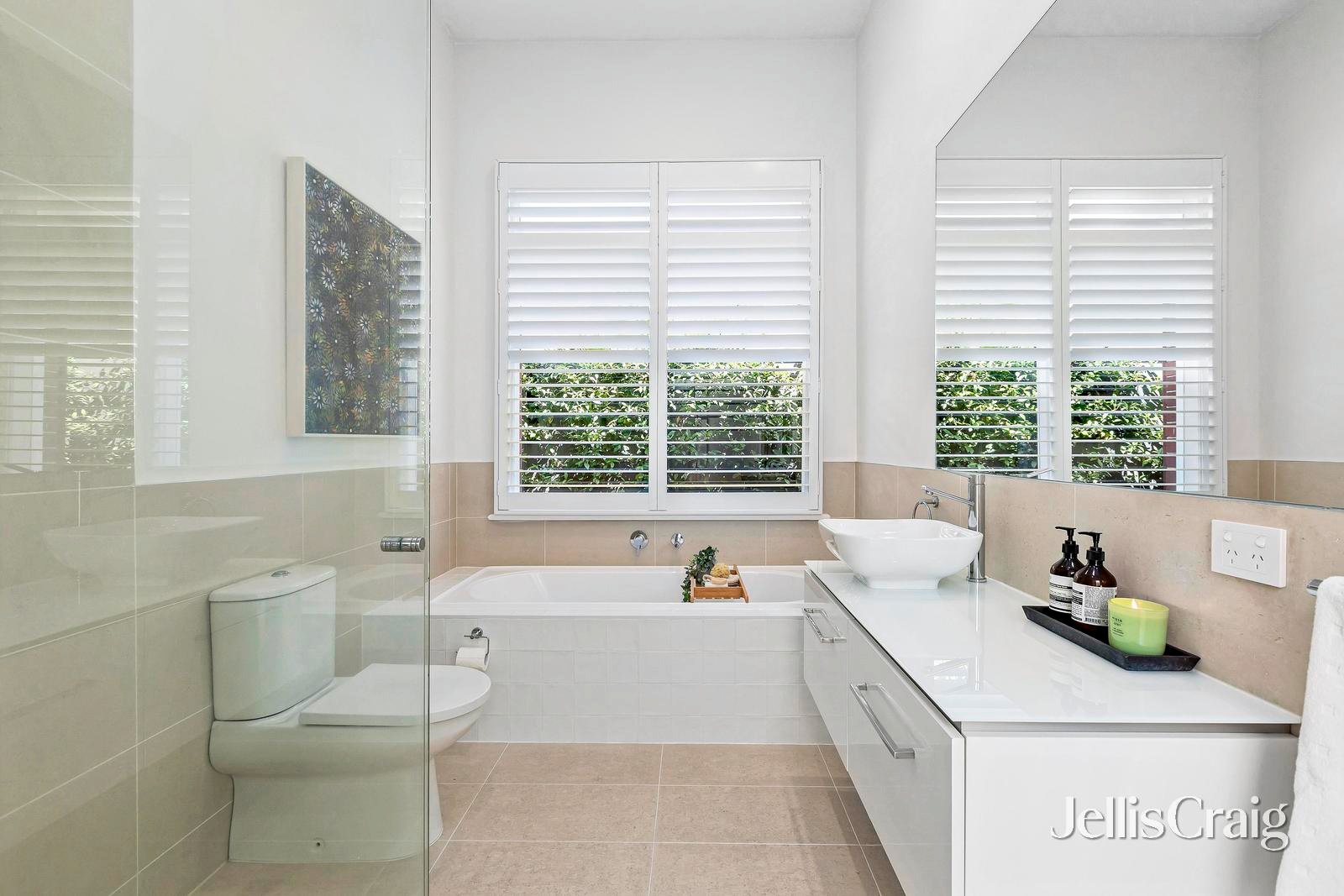 18 Addison Street, Elwood image 12