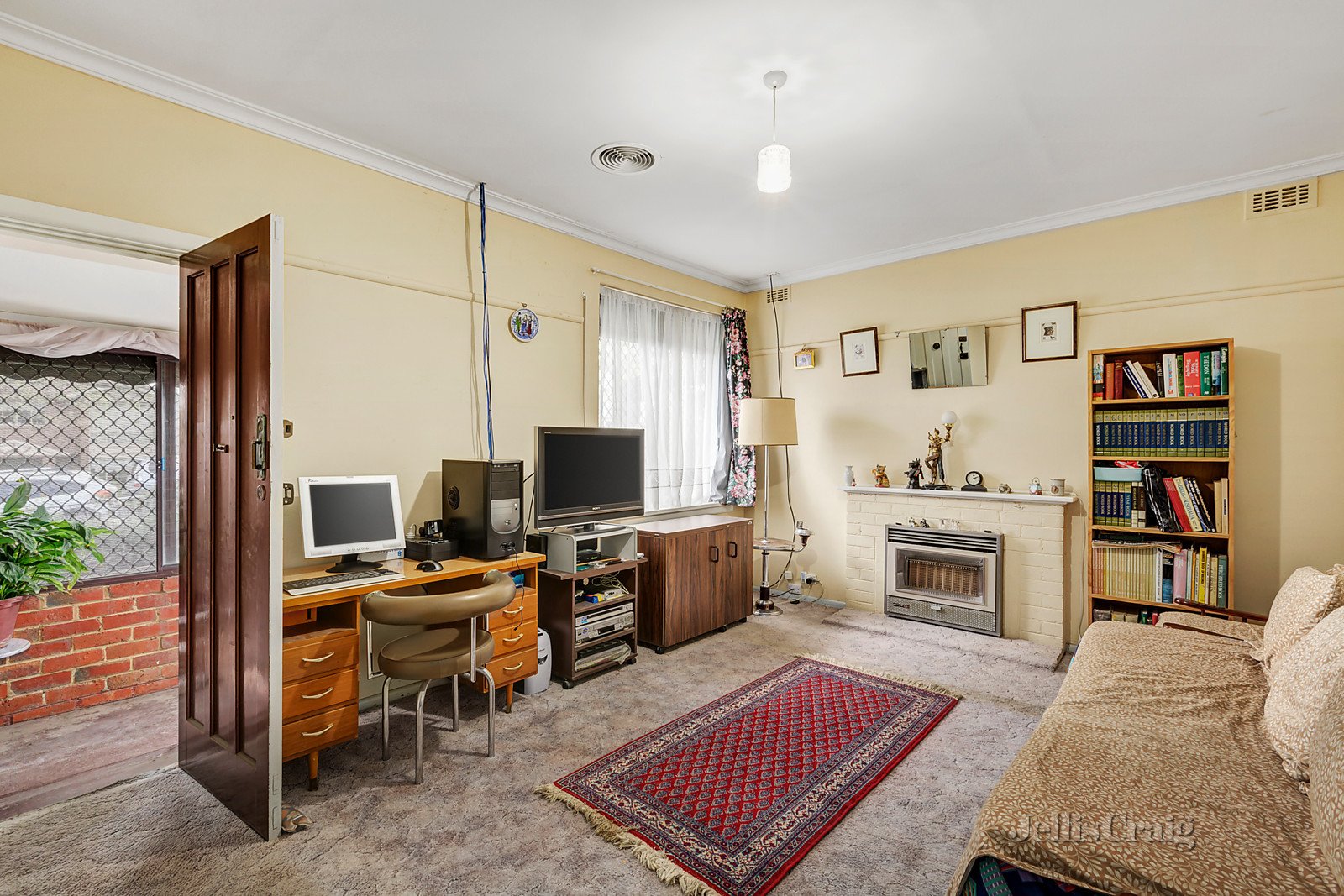 18 Alamein Avenue, Ashburton image 3