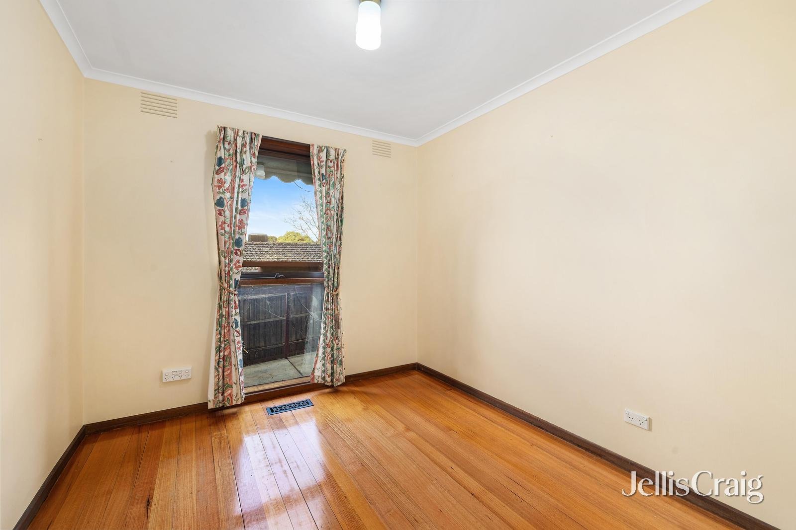 18 Amaroo Way, Yallambie image 11