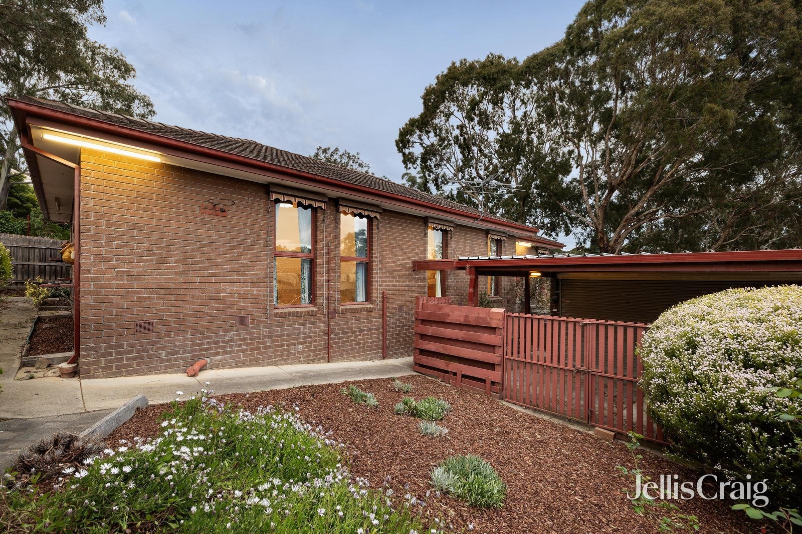 18 Amaroo Way, Yallambie image 15